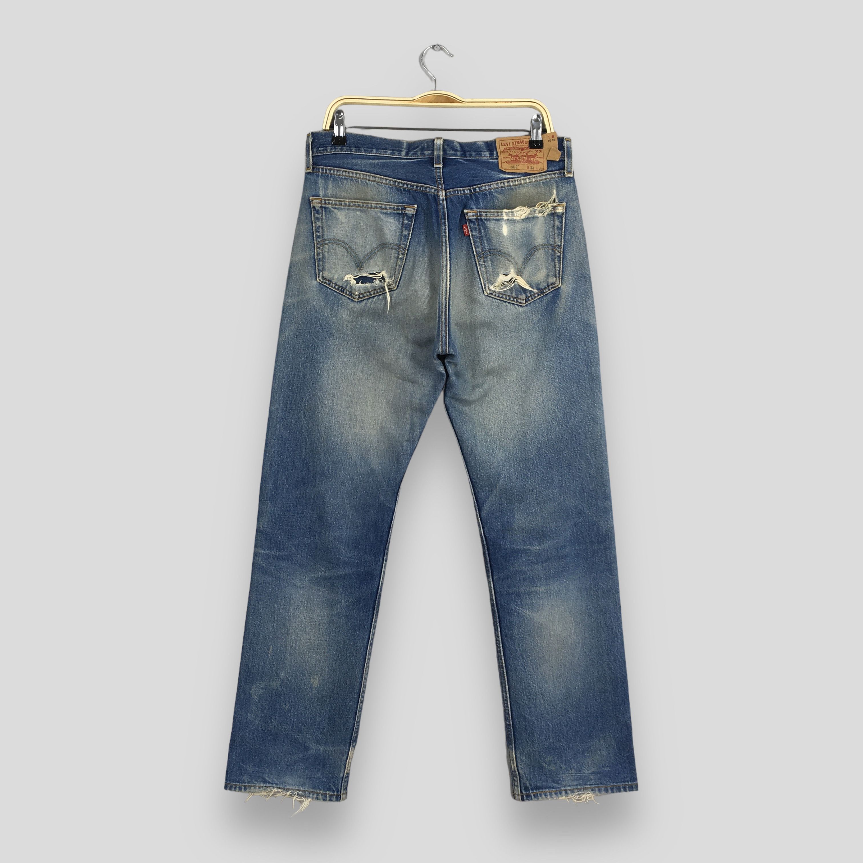 Levi's Size 32x30 Vintage 1980s Levi's 501 Regular Fit Jeans S1943 Size US 32 / EU 48 - 8 Thumbnail