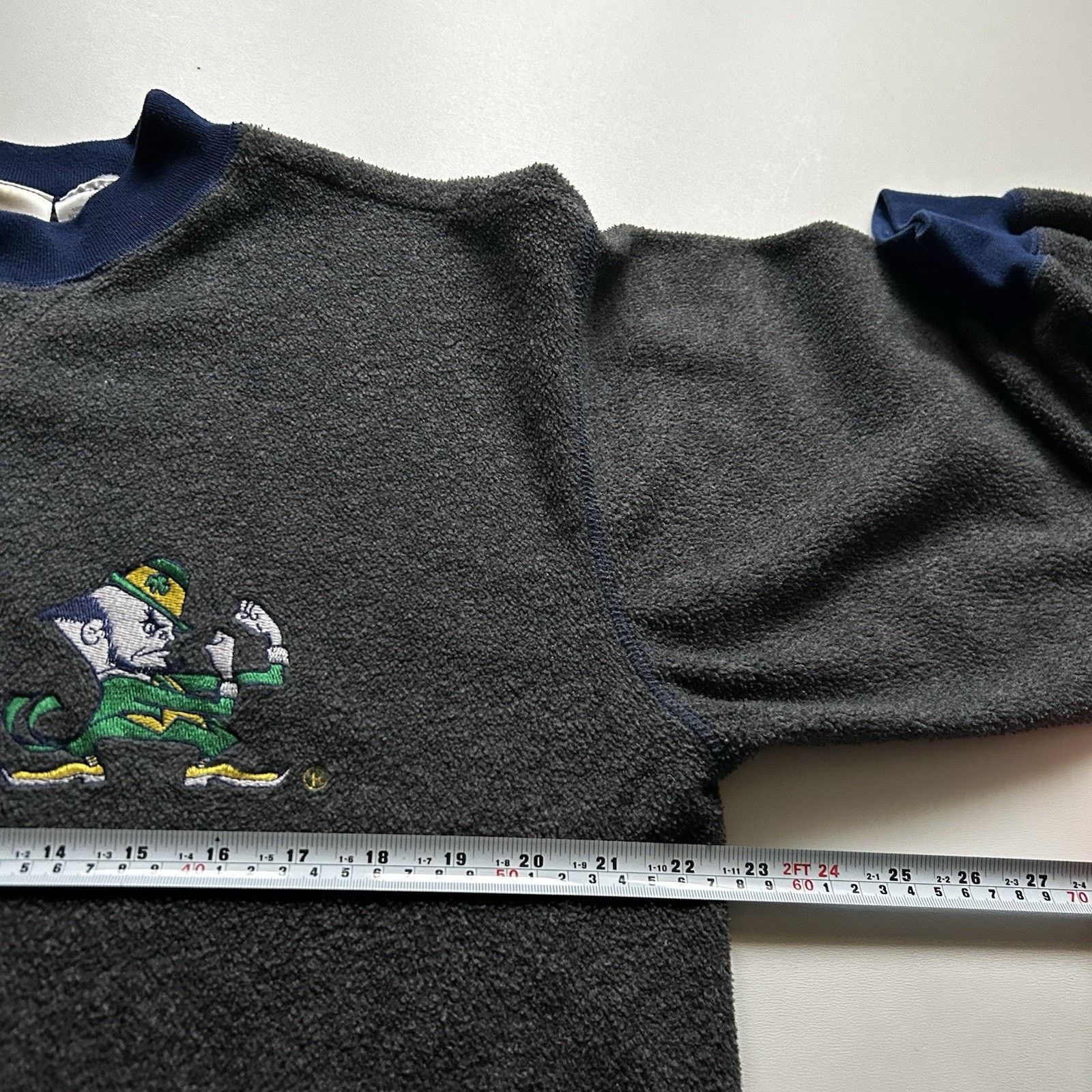 NCAA Vintage 90s Notre Dame Fighting Irish Crewneck Medium NCAA Size US M / EU 48-50 / 2 - 5 Thumbnail