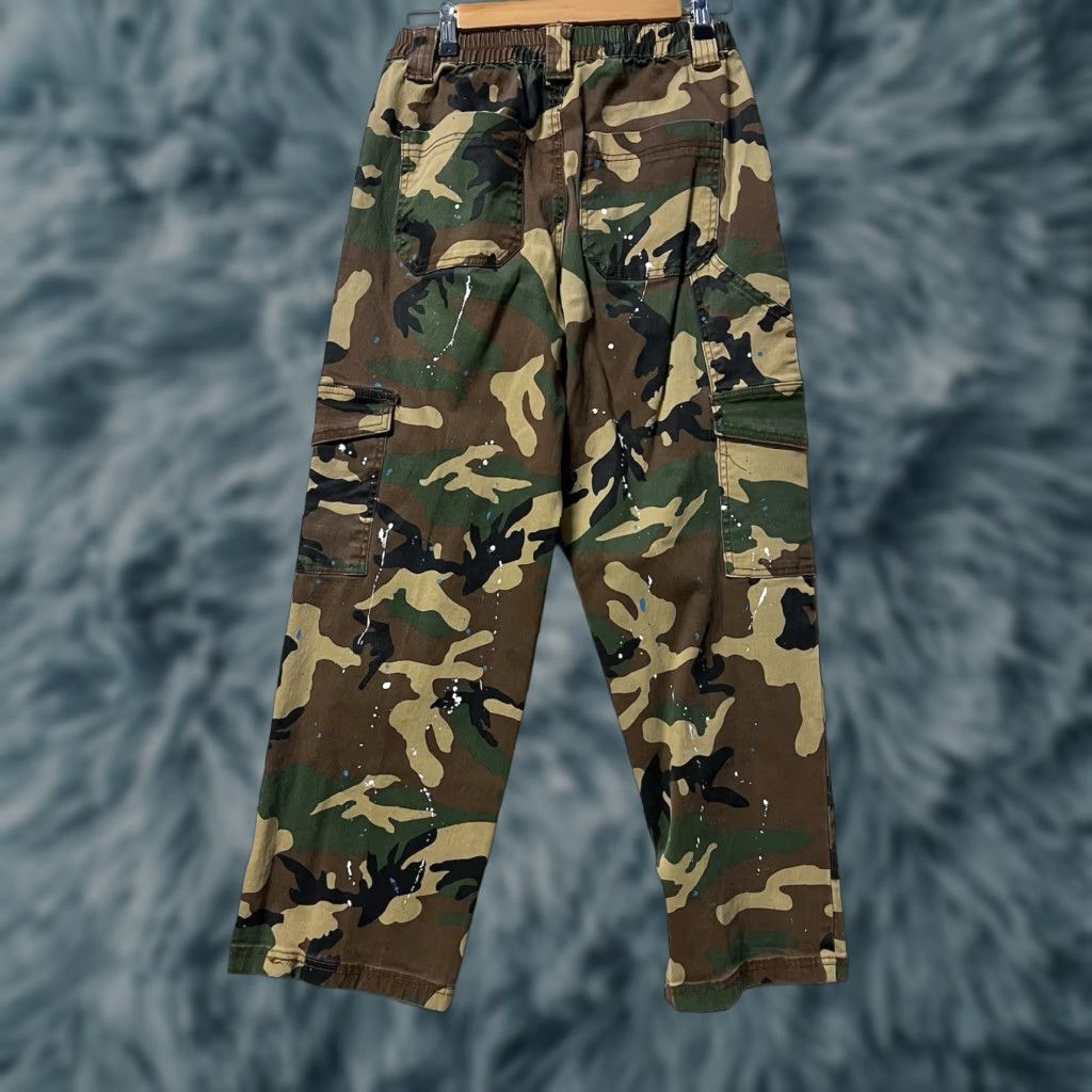 Almost Famous Almost Famous Cargo Pants Womens Medium Camo Green Paint Splatter Streetwear Size 32" / US 10 / IT 46 - 1 Thumbnail