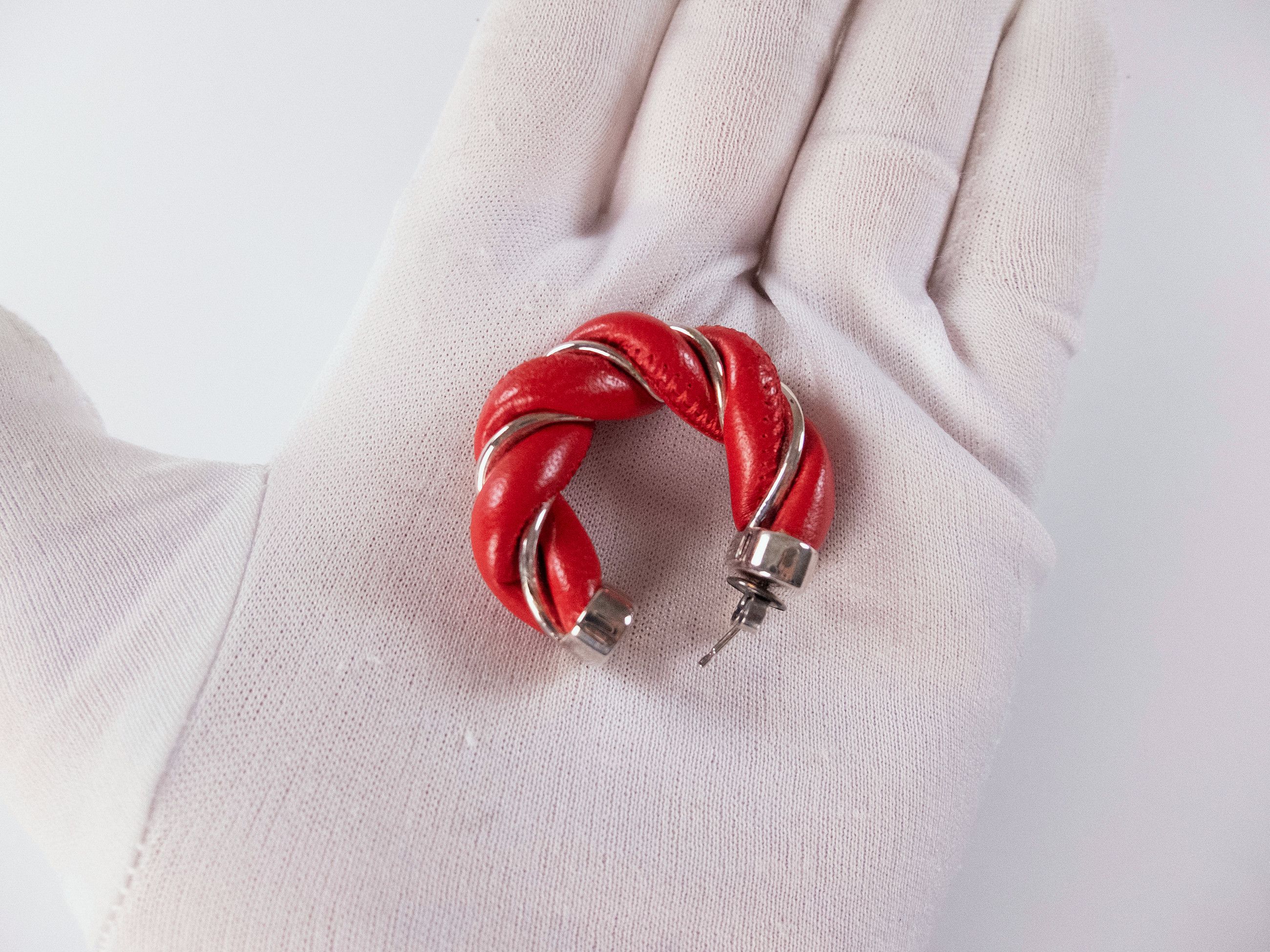 Bottega Veneta BOTTEGA VENETA Twist circle red leather silver earrings q Size ONE SIZE - 7 Thumbnail