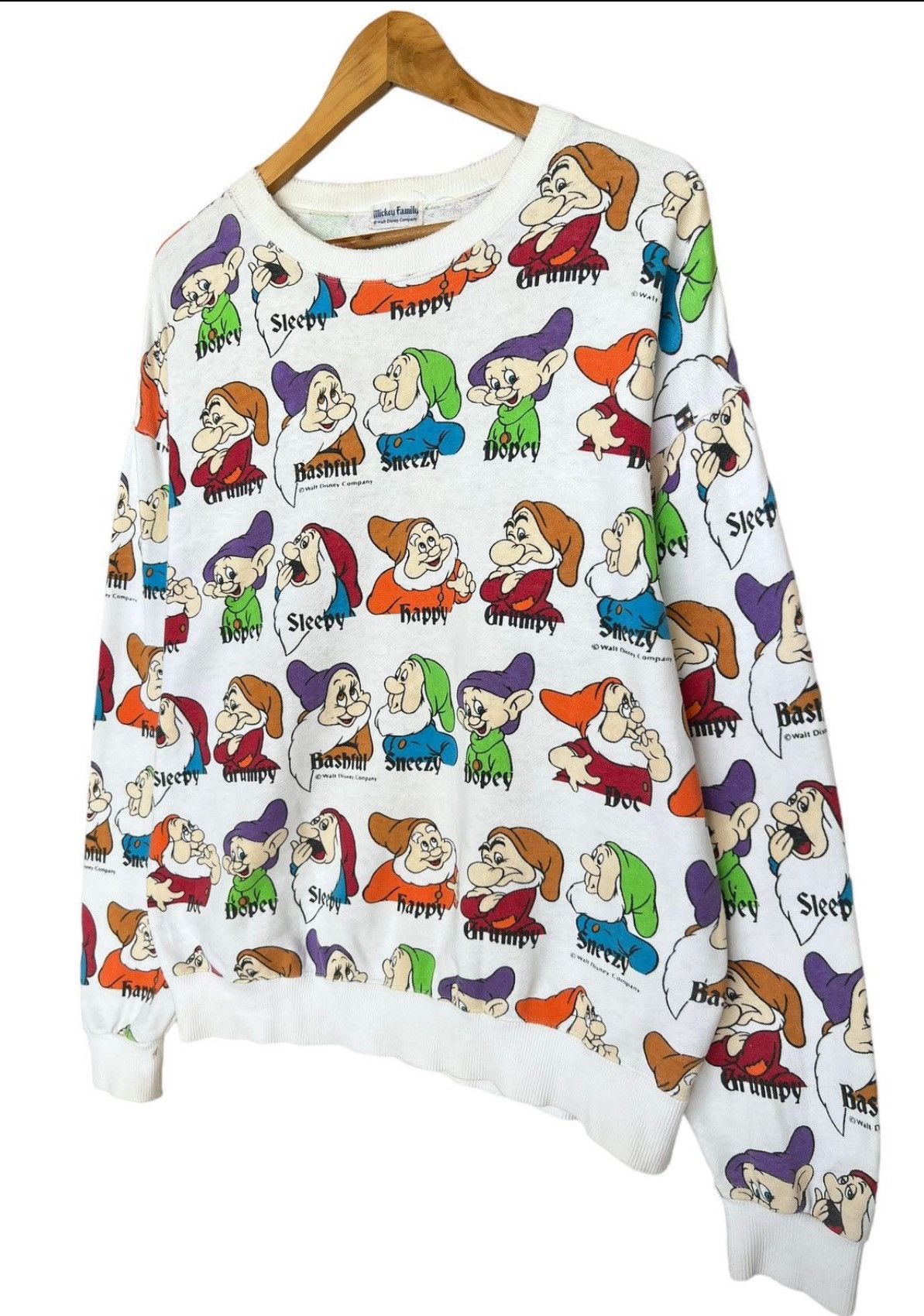 Disney × Mickey Mouse × Vintage Vintage 90s Disney Snow White Dwarf sweatshirt ovp Size US M / EU 48-50 / 2 - 4 Thumbnail