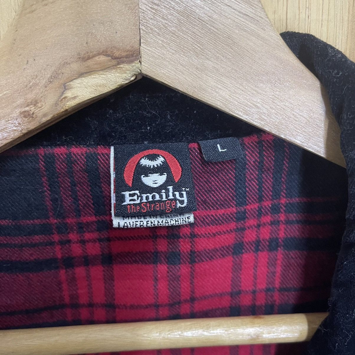 Japanese Brand × Vintage Emily the Strange Velvet Coat Size US S / EU 44-46 / 1 - 9 Thumbnail