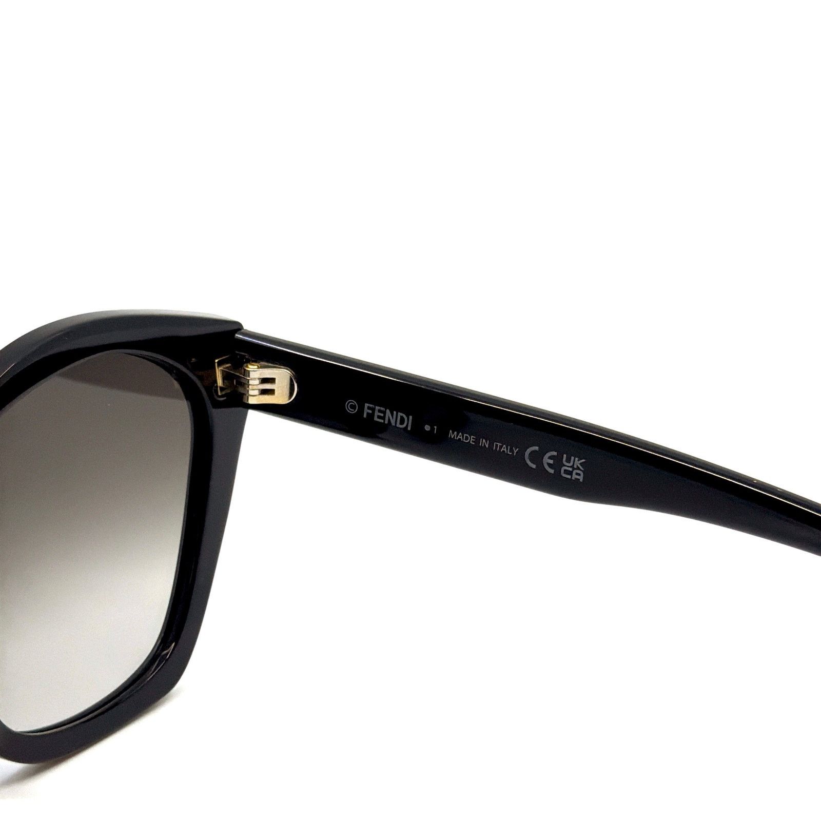 Fendi New!!! FENDI Sunglasses FE40175I 01F Authentic Size ONE SIZE - 9 Thumbnail