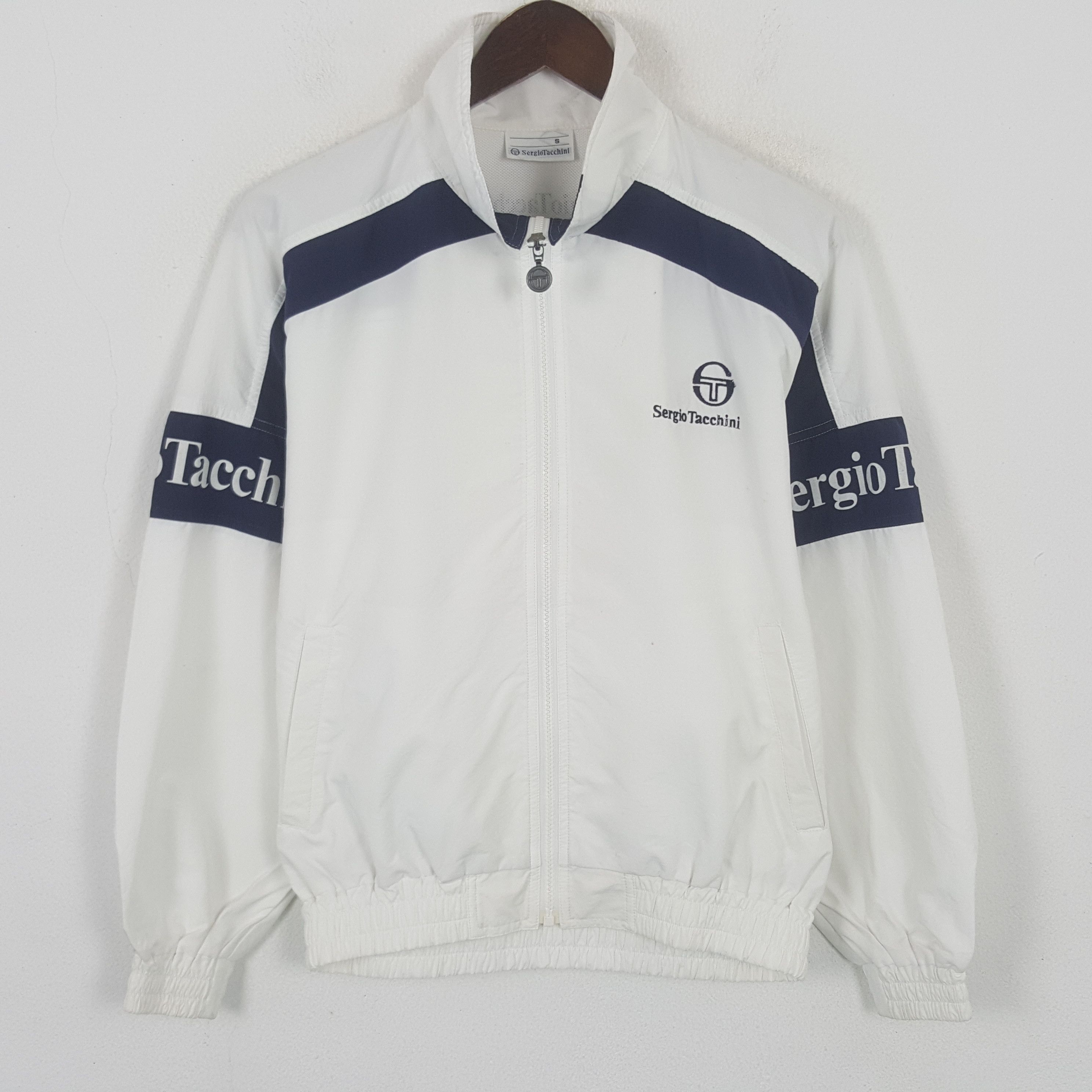 Sergio Tacchini Vintage Sergio Tacchini Windbreaker Sport Jacket Size US S / EU 44-46 / 1 - 1 Thumbnail