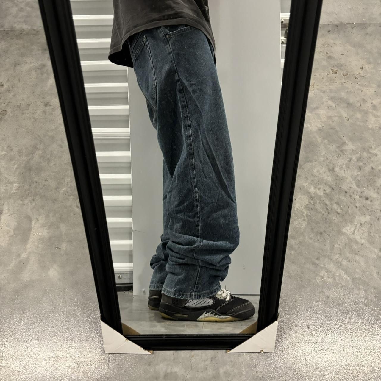 Japanese Brand × Vintage Crazy Vintage Y2K/2000s Grunge Dark Wash Essential Denim Jeans! Size US 38 / EU 54 - 2 Thumbnail