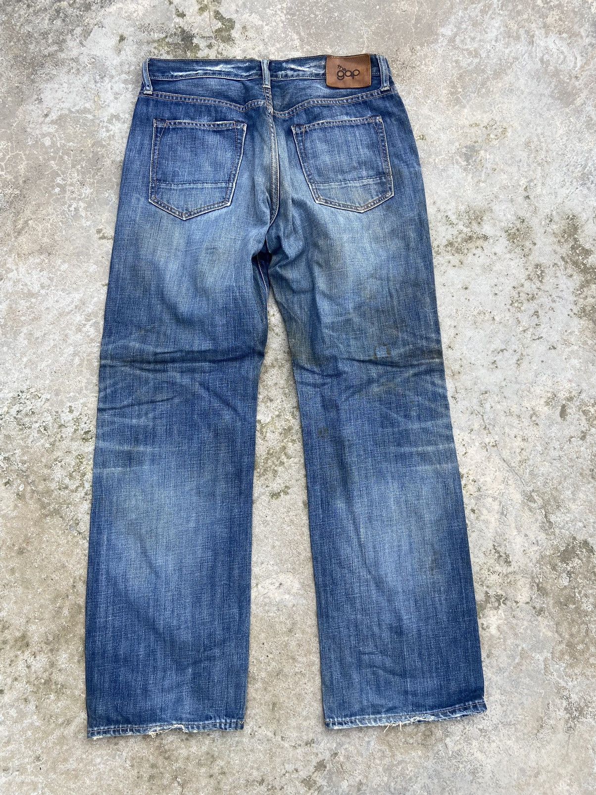 Gap 🔥 Vintage Gap jeans stain wash distressed street fashion Size US 32 / EU 48 - 1 Thumbnail