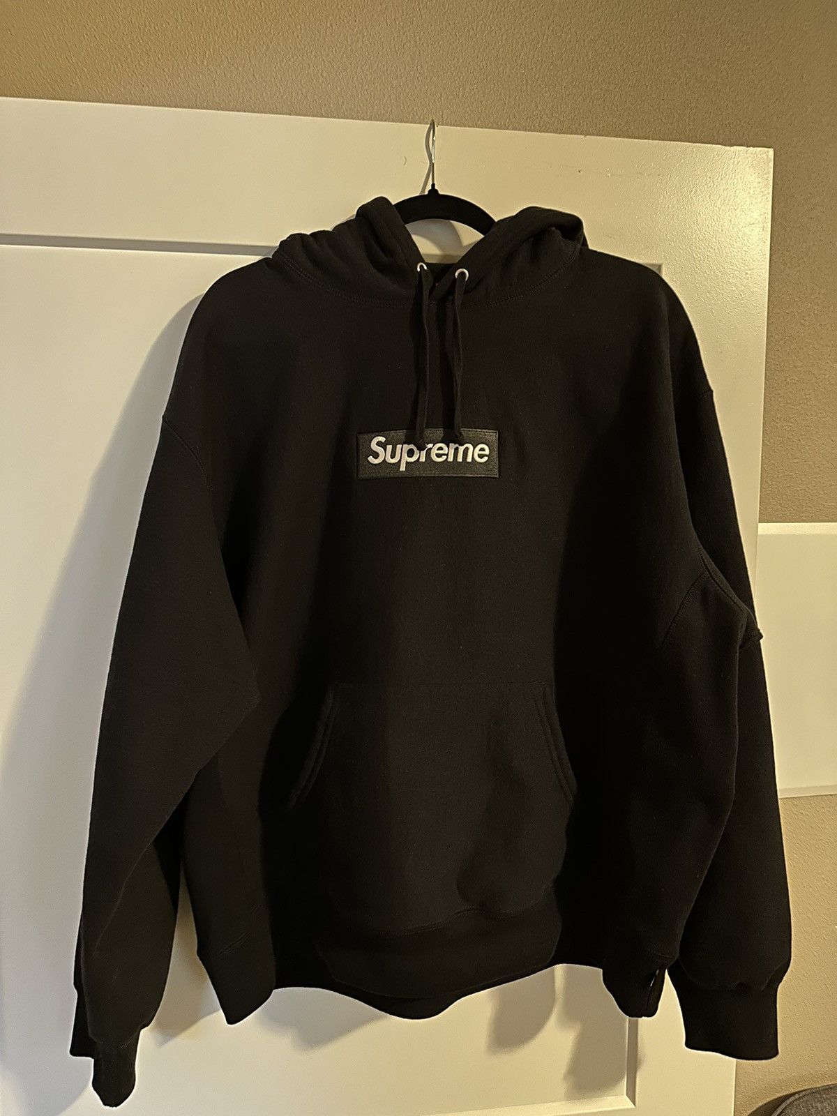 Supreme Supreme Box Logo Hoodie FW23 | Black | Size L | Grailed