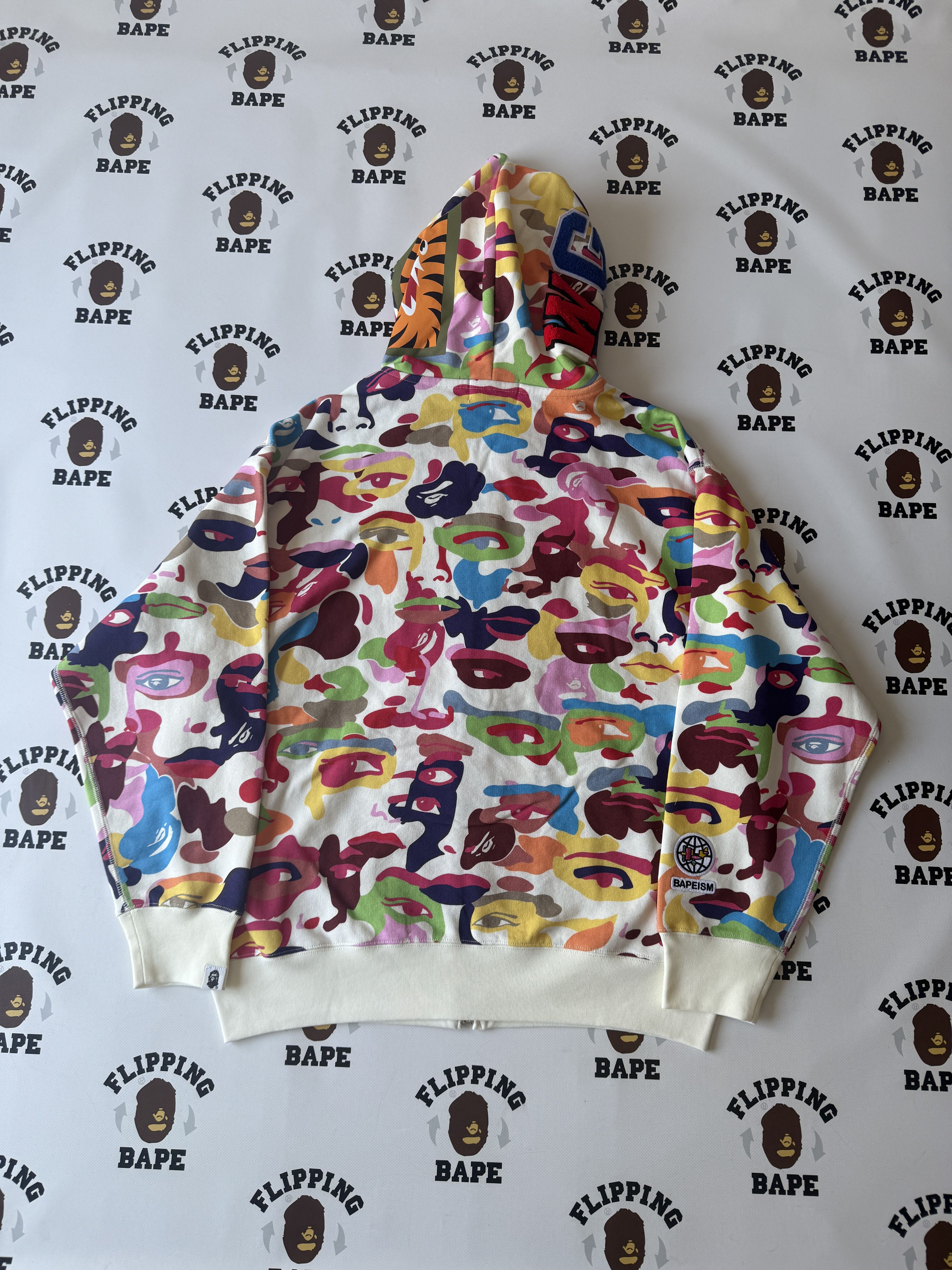 Bape × KidSuper BAPE X KIDSUPER CAMO SHARK FULL ZIP HOODIE Size US M / EU 48-50 / 2 - 2 Thumbnail