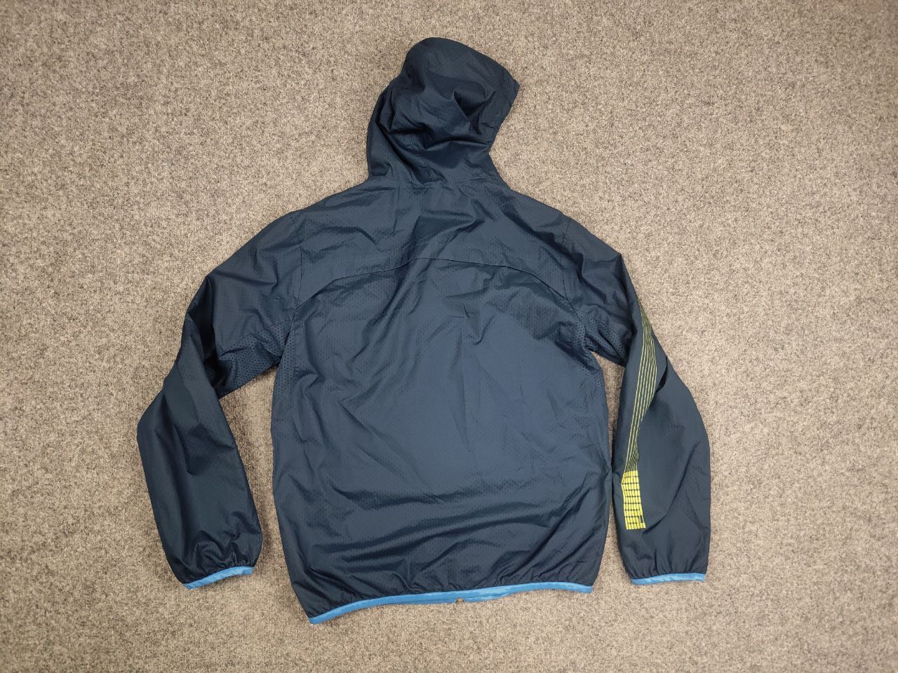 Puma Vintage Puma Light Zip Windbreaker Hoodie Jacket Y2K Style Size US M / EU 48-50 / 2 - 10 Thumbnail