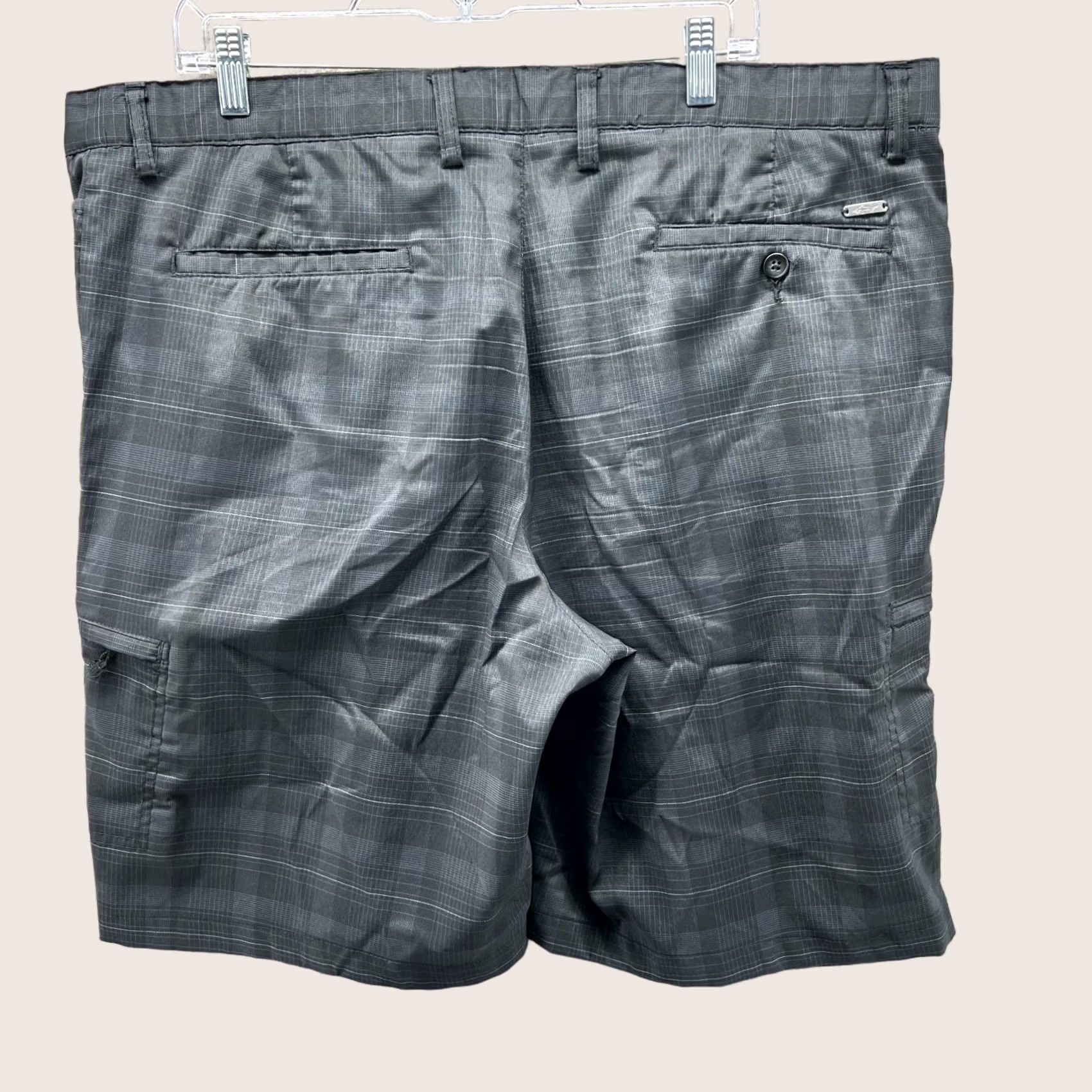 Tasso Elba Greg Norman Shorts Mens 40 Black Chino Flat Front Plaid Pattern Button Closure Slim/Regular Fit Mens Casual Sportswear Size US 40 / EU 56 - 1 Thumbnail