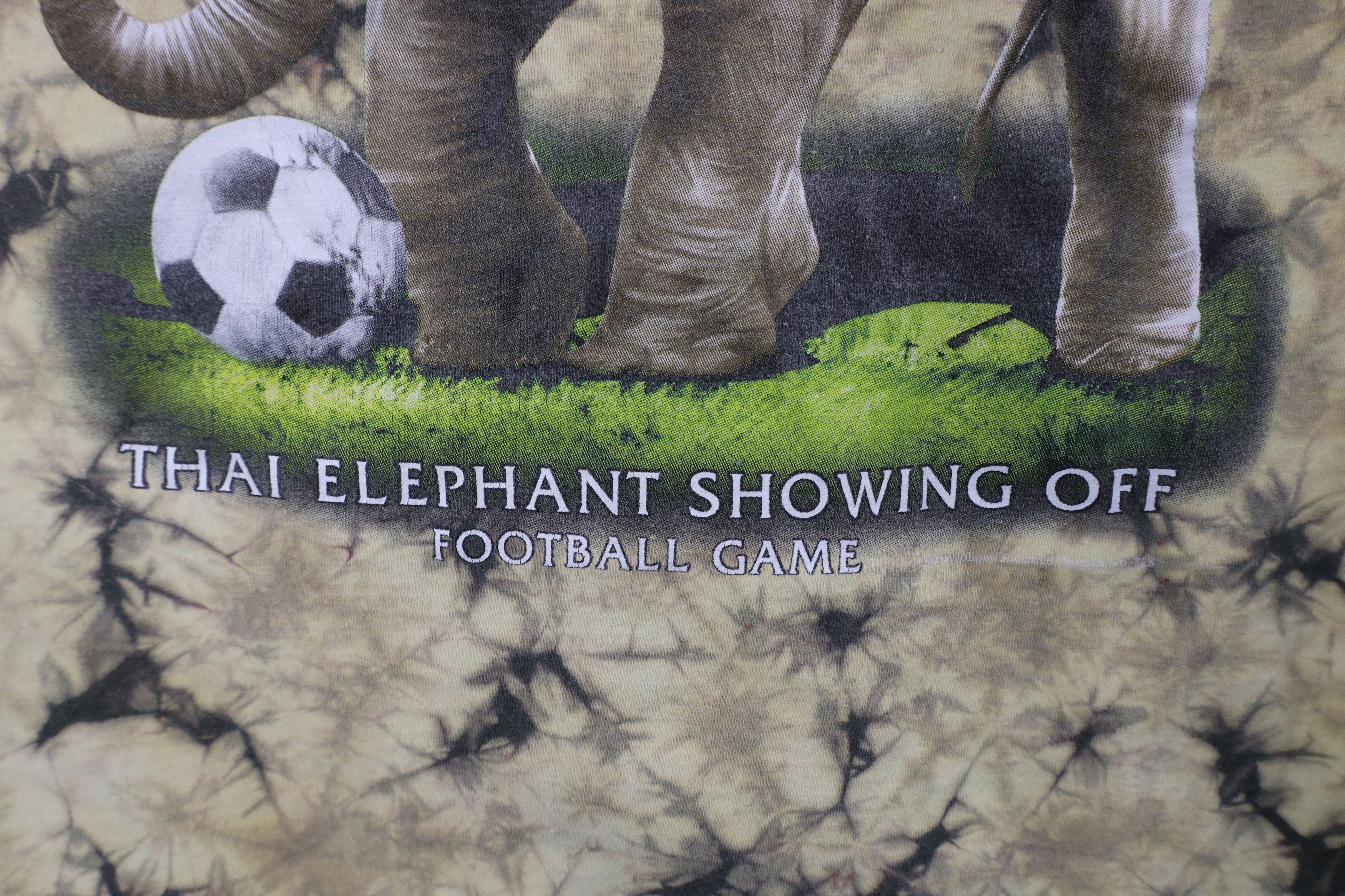Vintage Vintage 90s Y2K Streetwear Thailand Elephant Soccer T-Shirt Size US L / EU 52-54 / 3 - 5 Thumbnail