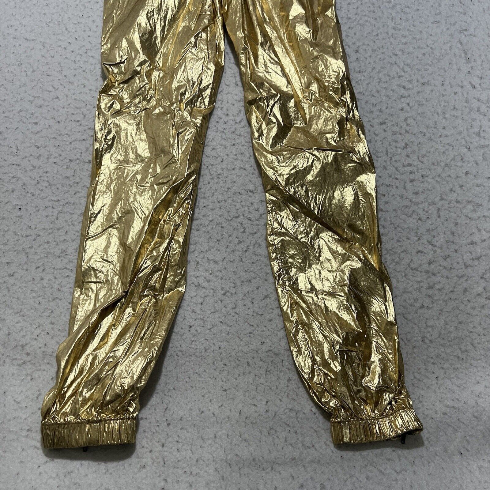 Urban Outfitters Urban Outfitters XS X-Small Gold Shiny Metallic Jogger Pants Size 26" / US 2 / IT 38 - 7 Thumbnail