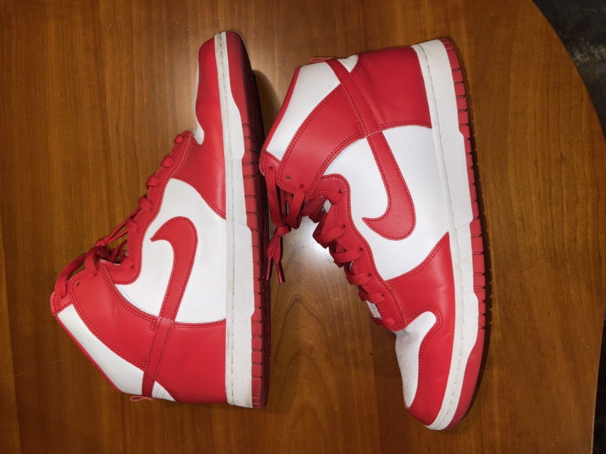 Nike Nike SB Dunk High Championship Red Size US 15 / EU 48 - 2 Thumbnail
