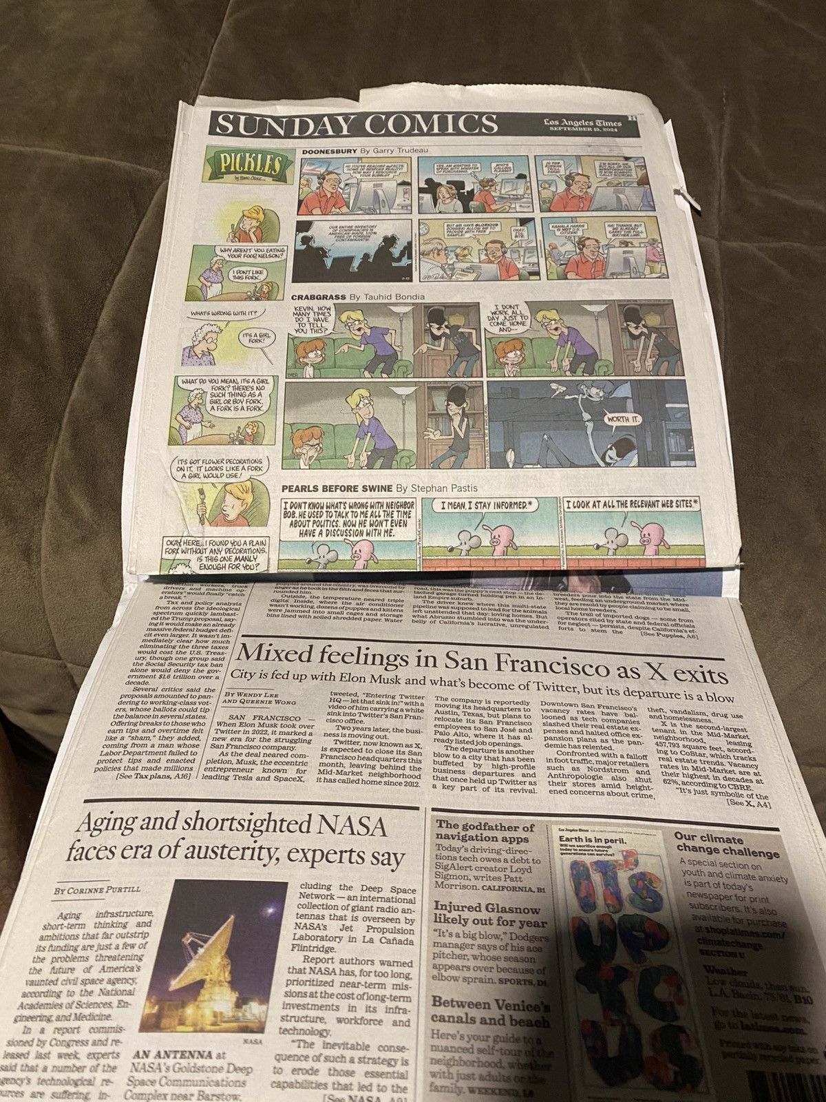 Acne Studios ACNE STUDIOS LA TIMES NEWSPAPER Size ONE SIZE - 10 Thumbnail