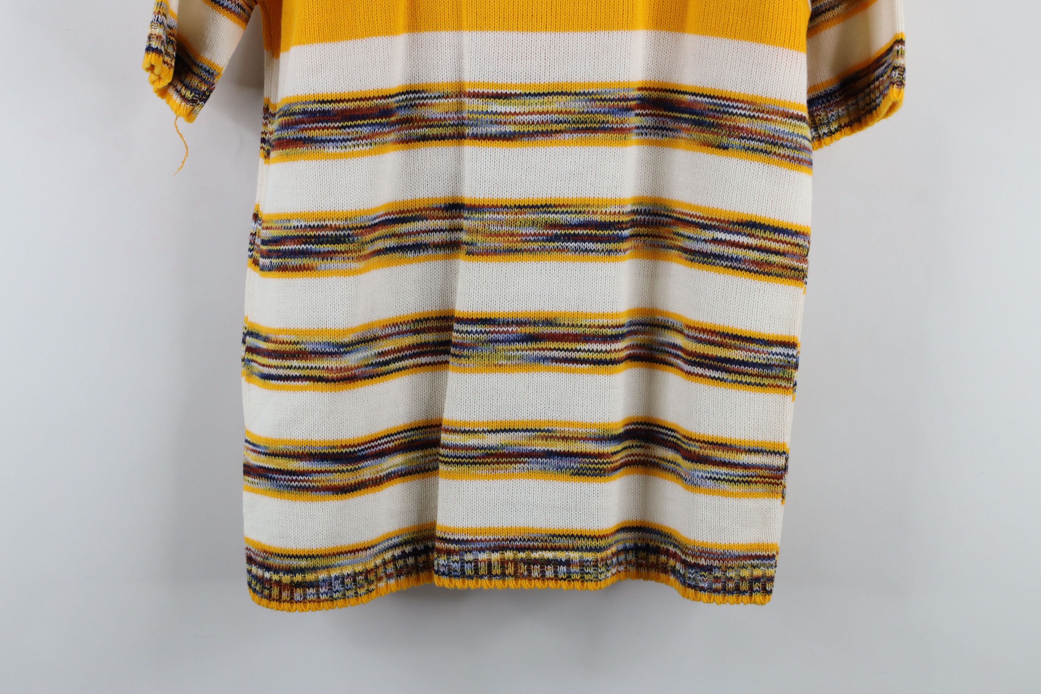Vintage Vintage 50s 60s Streetwear Short Sleeve Henley Sweater USA Size M / US 6-8 / IT 42-44 - 11 Thumbnail