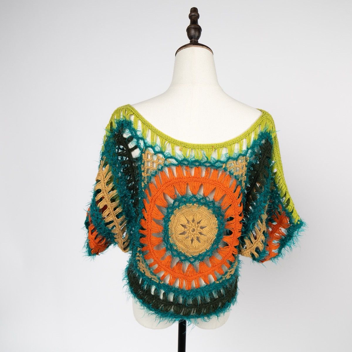 Vintage Grifflin Paris Crochet Knit Top Hippie Boho Cropped Sweater Size M / US 6-8 / IT 42-44 - 2 Thumbnail