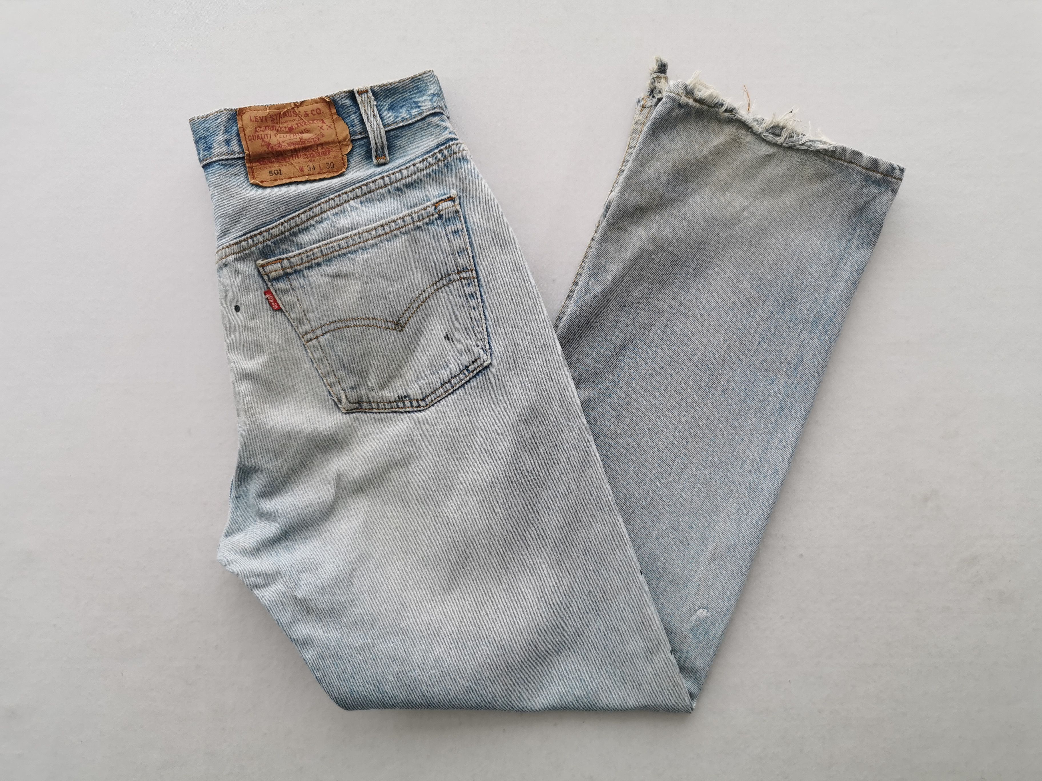 Levi's Distressed Vintage 90s Levis Lot 501 Denim Size 33/34x30 Size US 33 - 1 Thumbnail