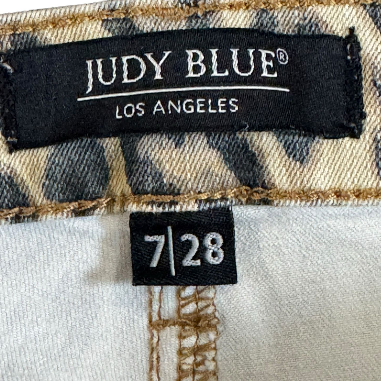 Judy Blue Judy Blue Jeans Size 7/28 Leopard Print Skinny Stretch Denim Size 28" / US 6 / IT 42 - 13 Thumbnail