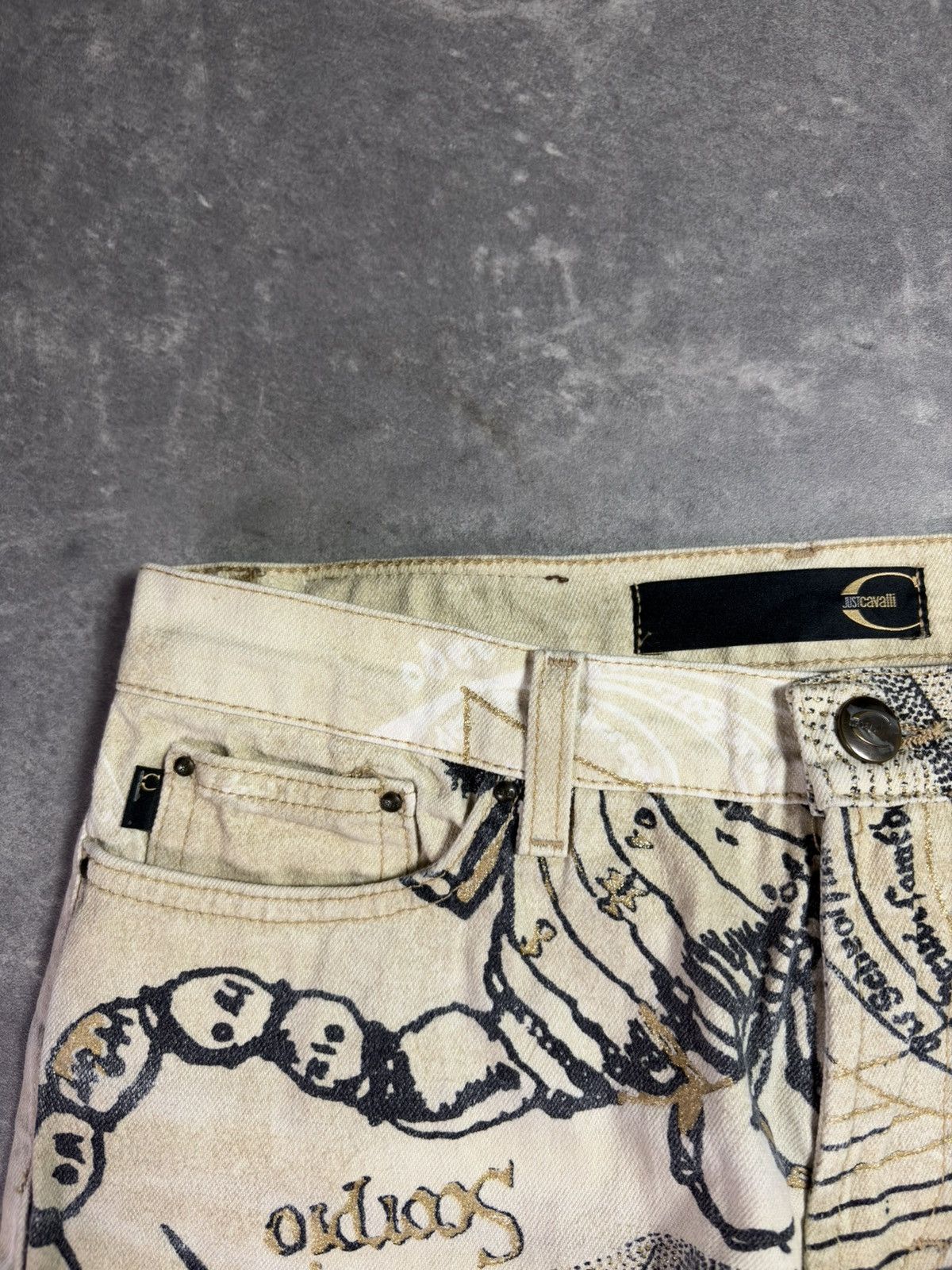 Just Cavalli AW03 Just Cavalli Astrology Zodiac Printed Denim Jeans 28 Size US 28 / EU 44 - 7 Thumbnail