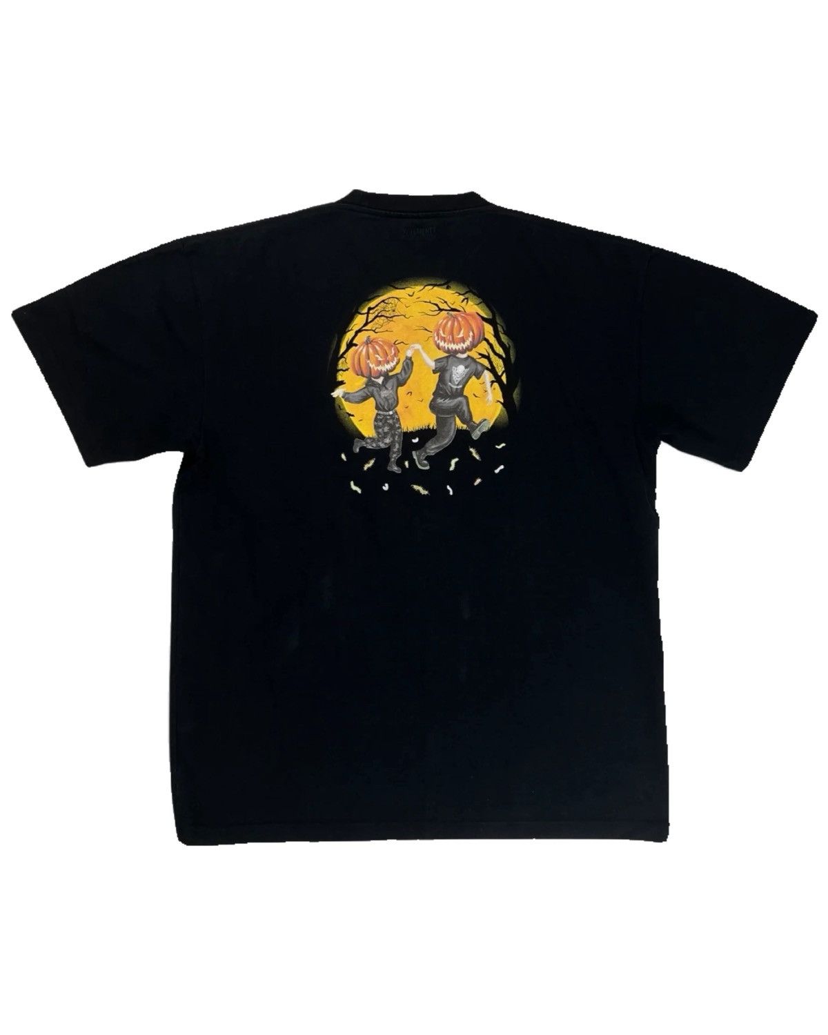 Vetements Vetements Hocus Pocus Tshirt Size US L / EU 52-54 / 3 - 2 Thumbnail