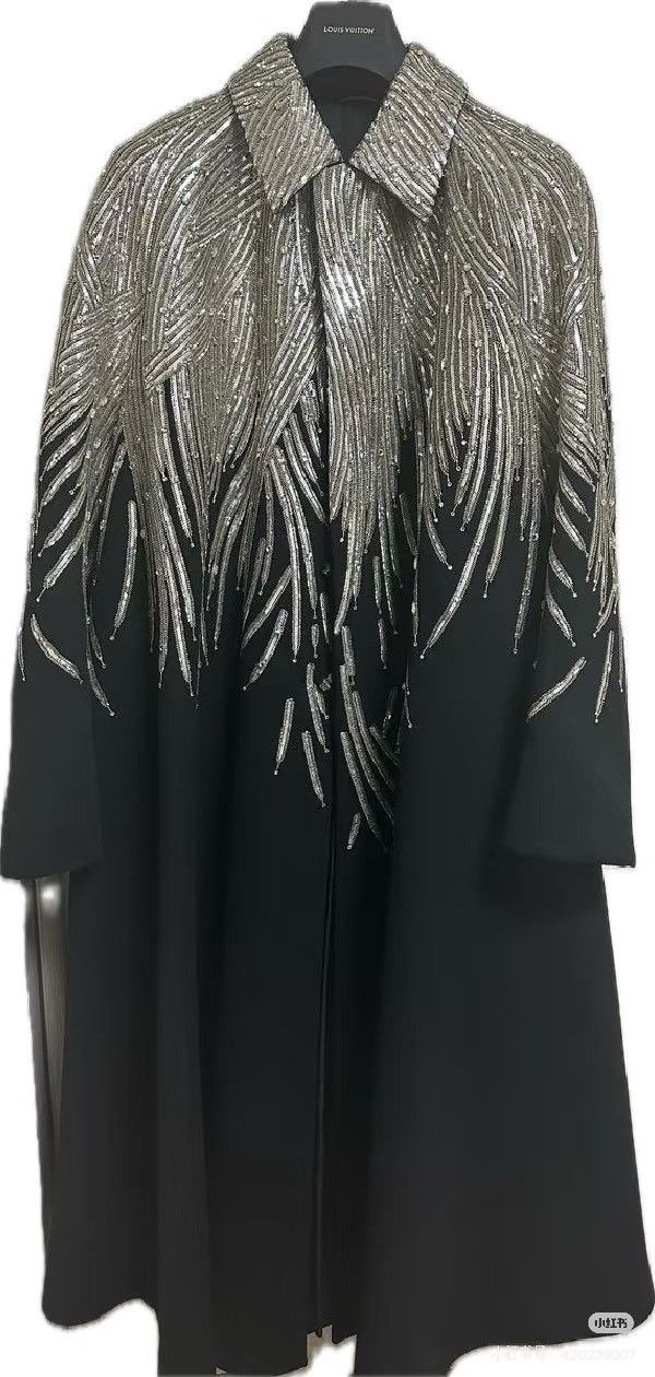 Dior Dior Men’s Fall/Winter 2020 – Embroidered Cashmere Cape Coat Size US L / EU 52-54 / 3 - 1 Thumbnail