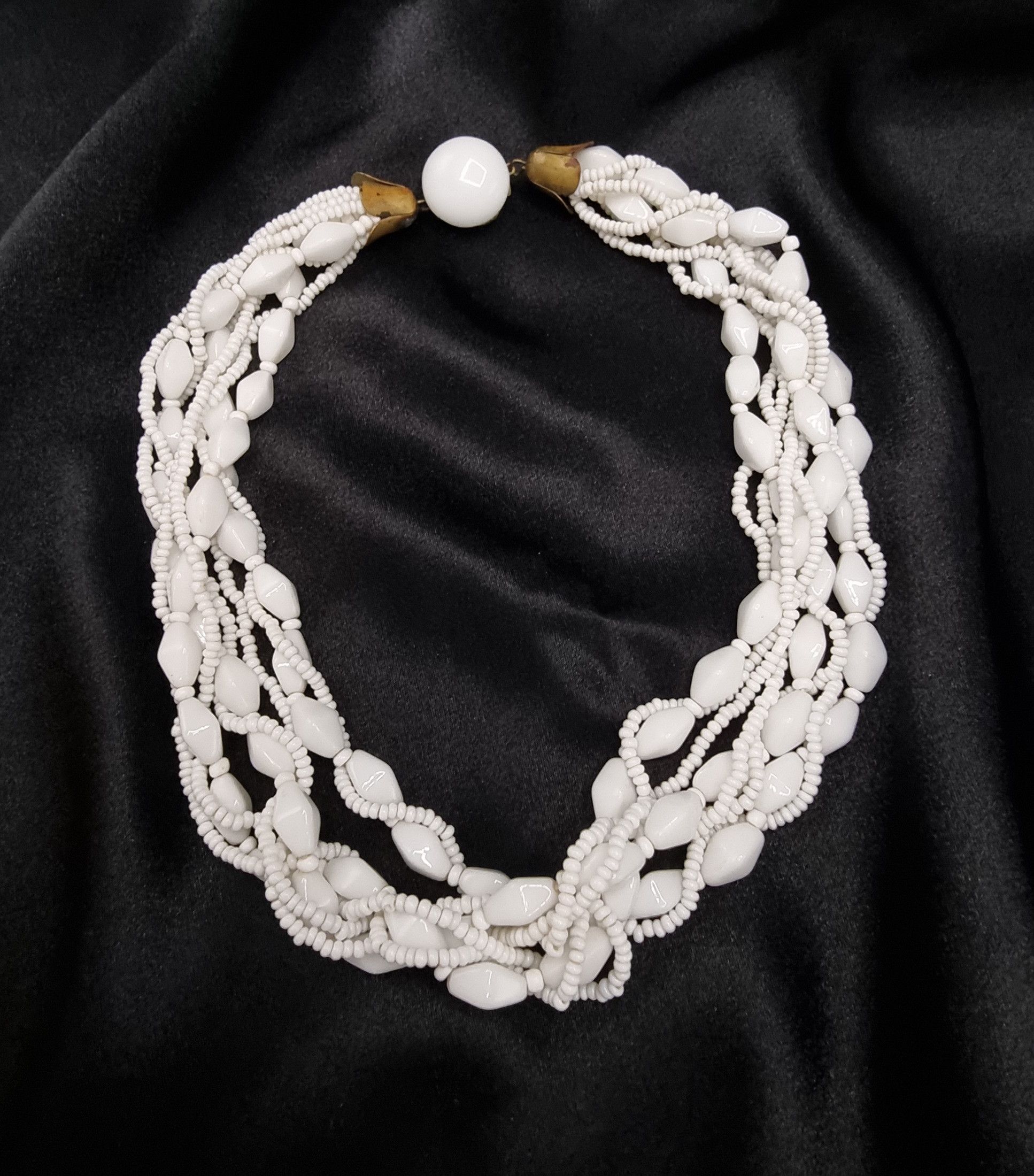 Vintage Vintage 1950s Czechoslovakian Signed White Beaded Multi-Stra Size ONE SIZE - 1 Thumbnail