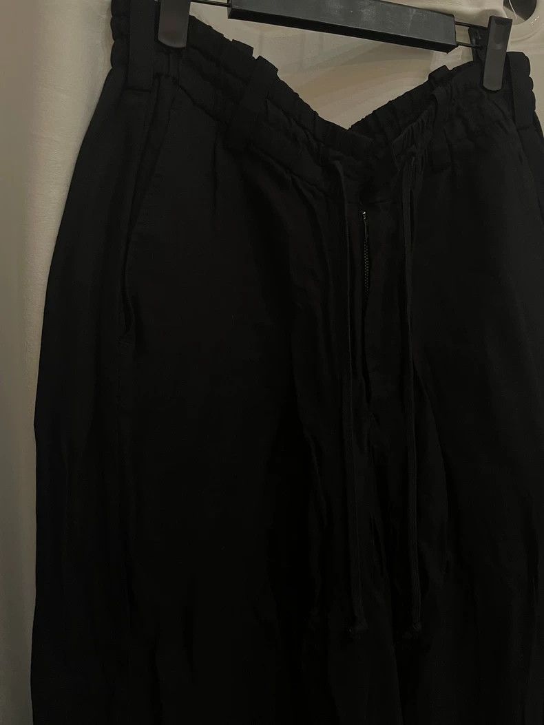 Yohji Yamamoto yohji Yamamoto size 3 Medieval Black Sabotage Unhemmed Pan Size US 30 / EU 46 - 2 Thumbnail