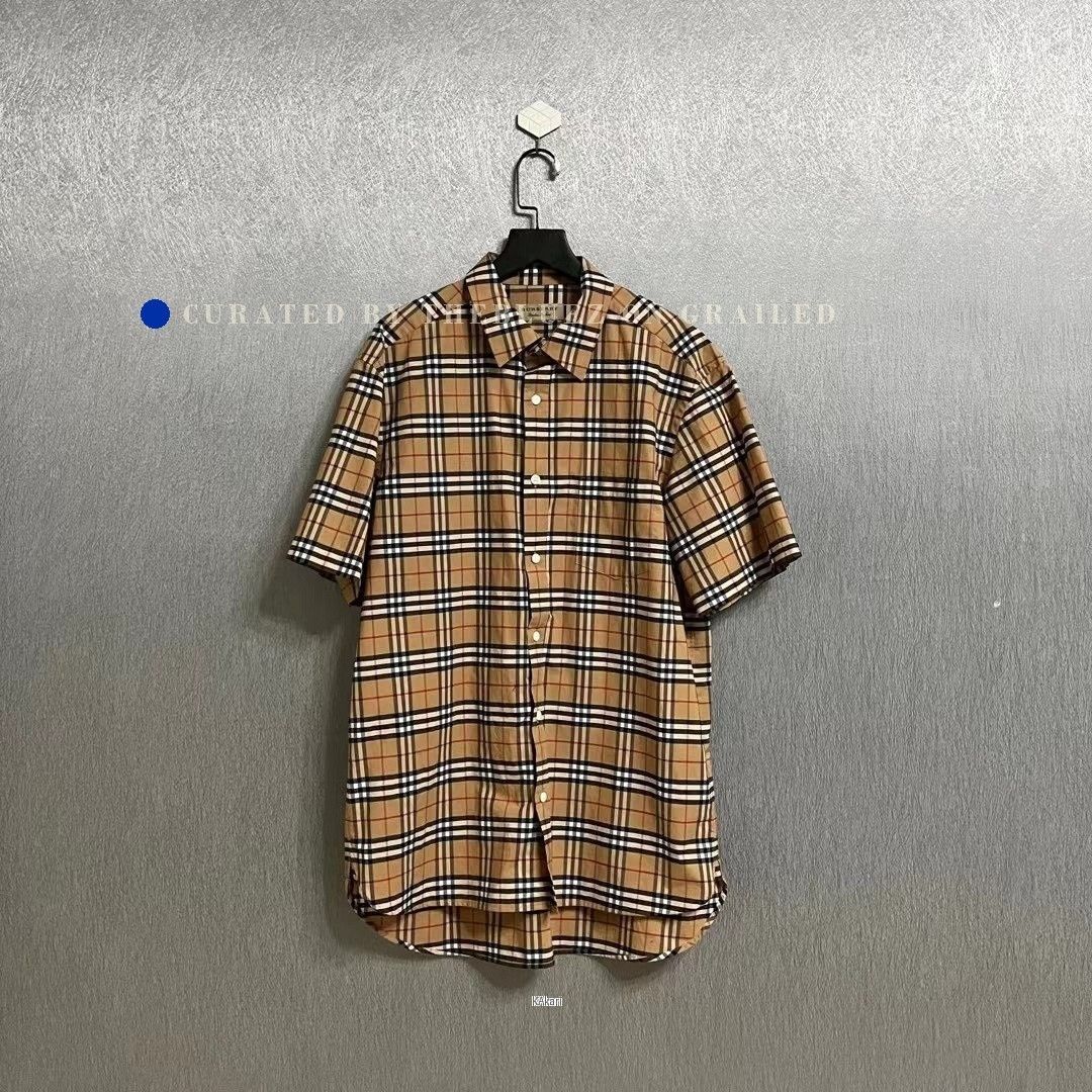 Burberry Burberry White Button Oversize Short-Sleeve Shirt Size US L / EU 52-54 / 3 - 1 Thumbnail