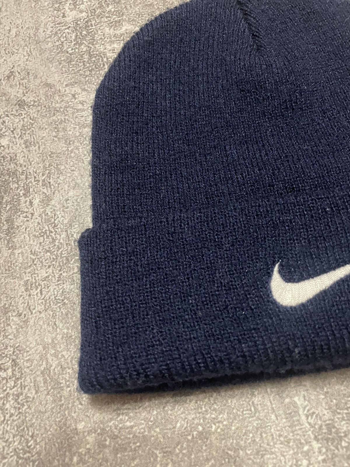 Nike Vintage Nike Swoosh Logo Beanie Hat 90s Size ONE SIZE - 4 Thumbnail
