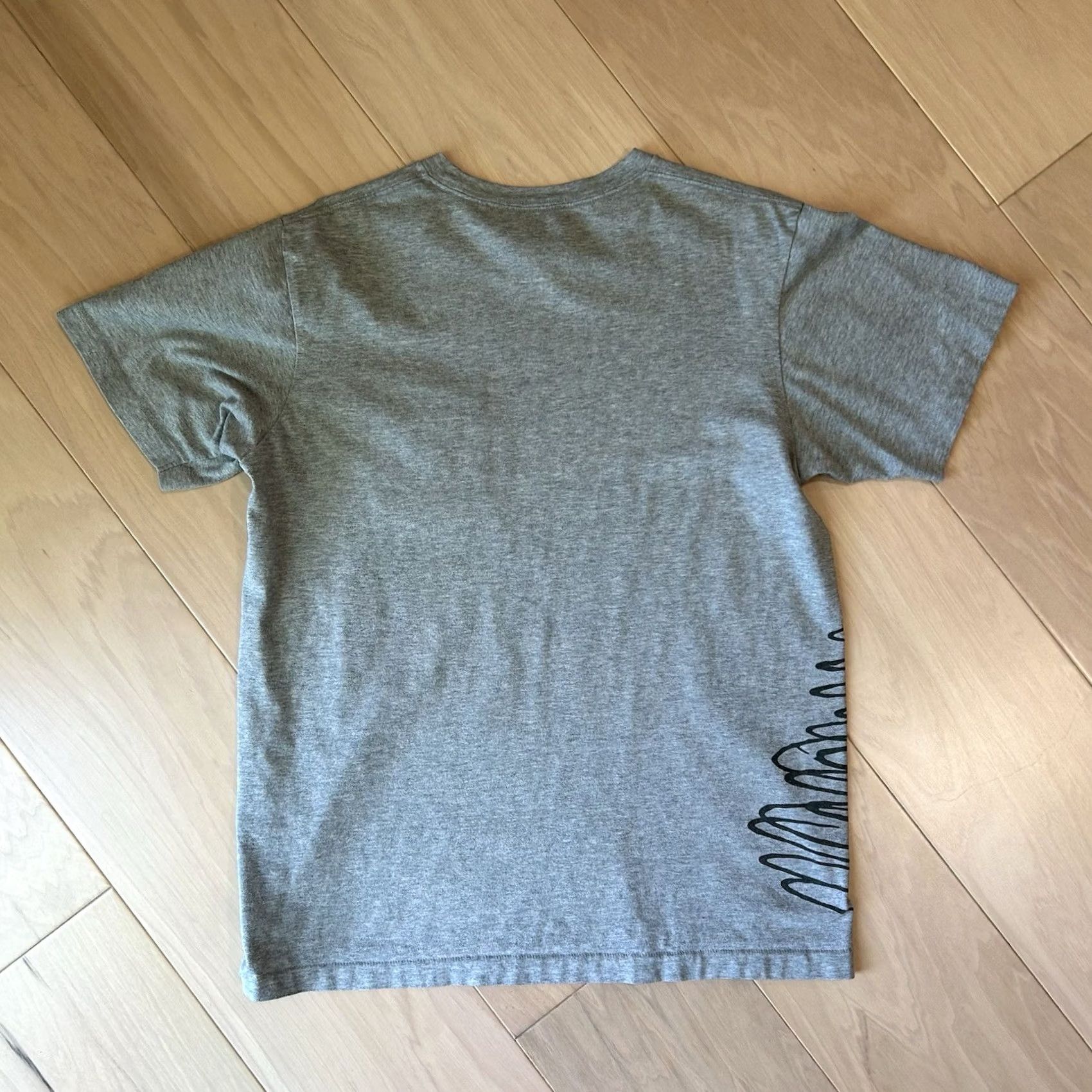 Kaws Kaws x Uniqlo Gray Shirt Short Sleeve Size Small Size US S / EU 44-46 / 1 - 2 Thumbnail