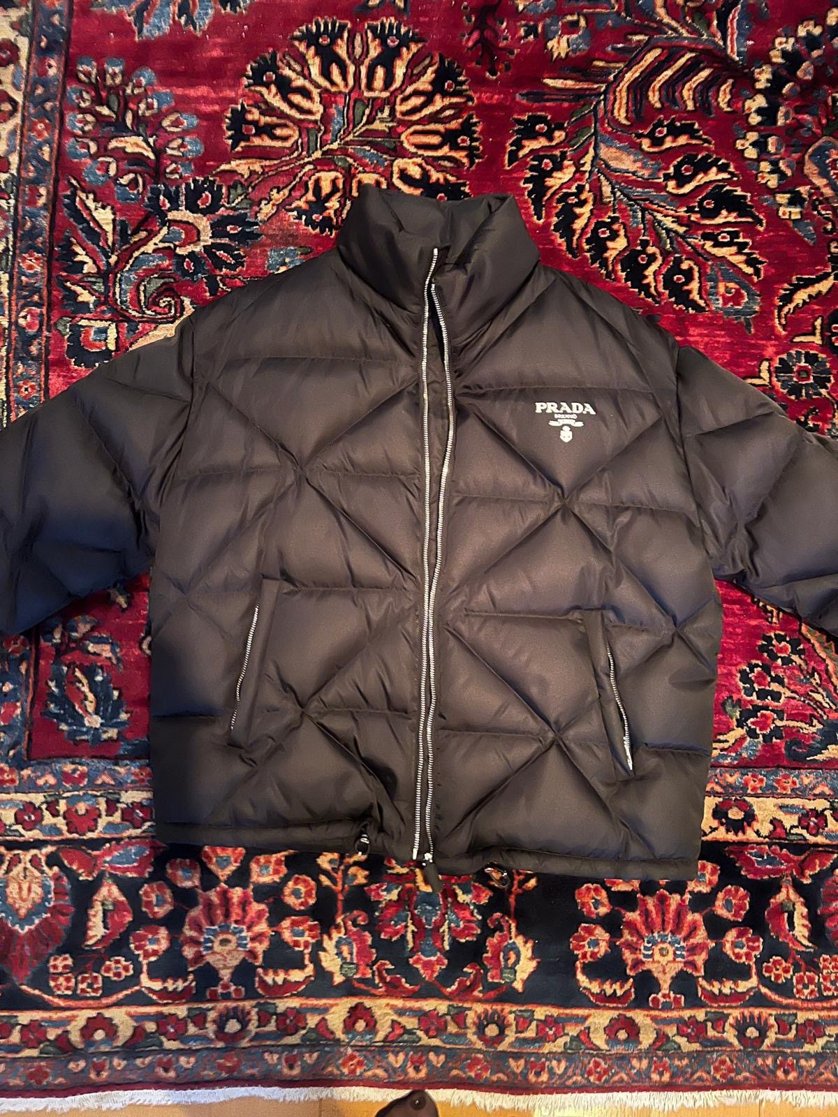 Prada Prada Daunenjacke aus Re-Nylon Size US L / EU 52-54 / 3 - 1 Thumbnail