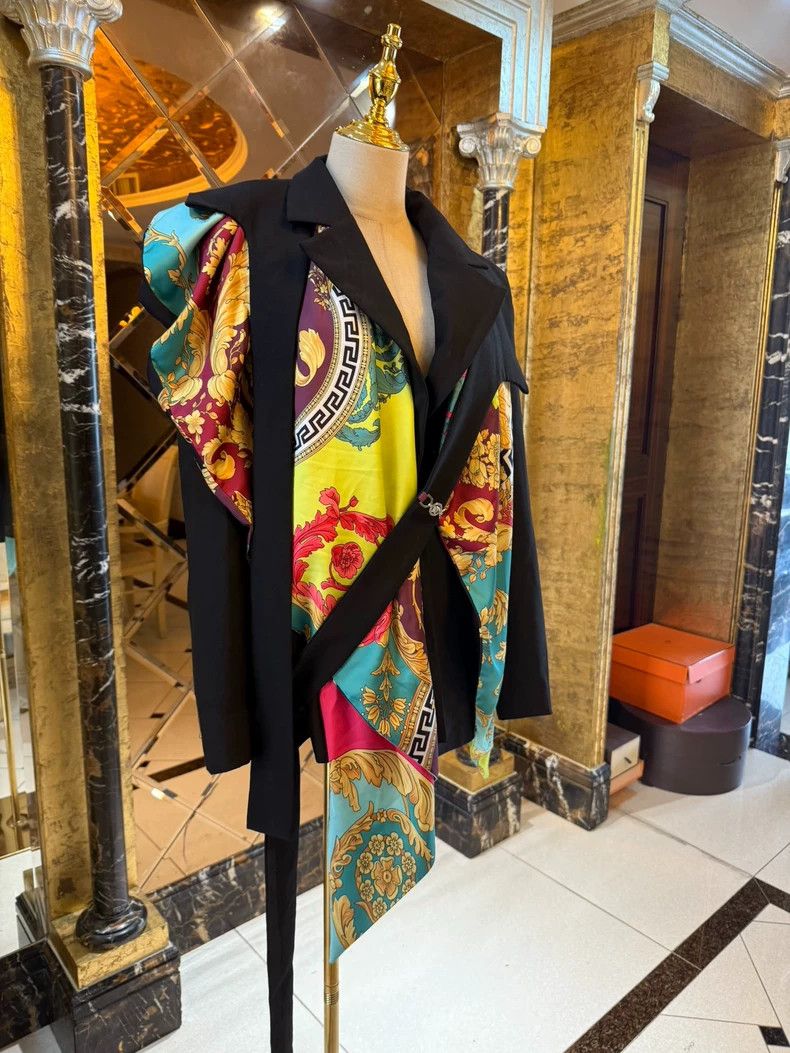 Versace Versace Baroque Maillard color scheme dress blazer Size US M / EU 48-50 / 2 - 4 Thumbnail