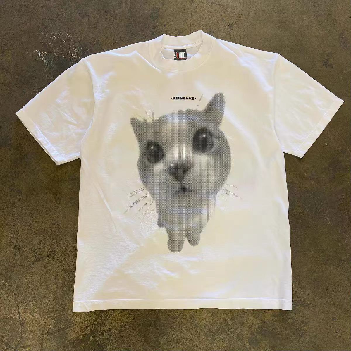 Vintage White Washed Vintage Cat Print T-Shirt Size US M / EU 48-50 / 2 - 1 Thumbnail