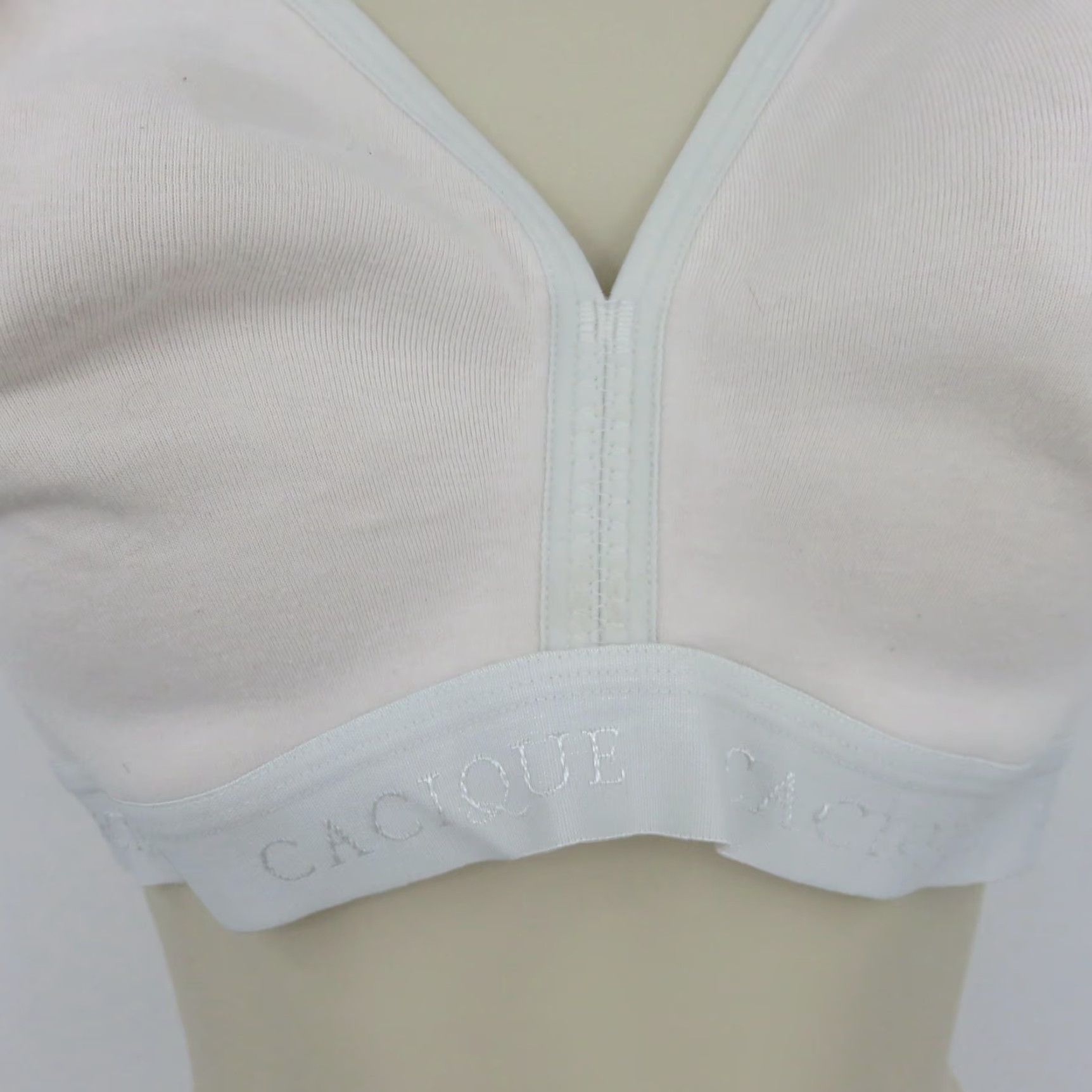 Vintage Cacique Bra Women's 40C Gray Wireless Unlined Full Coverage Cotton Blend T-Shirt Style XL? Wait Size ONE SIZE - 5 Thumbnail