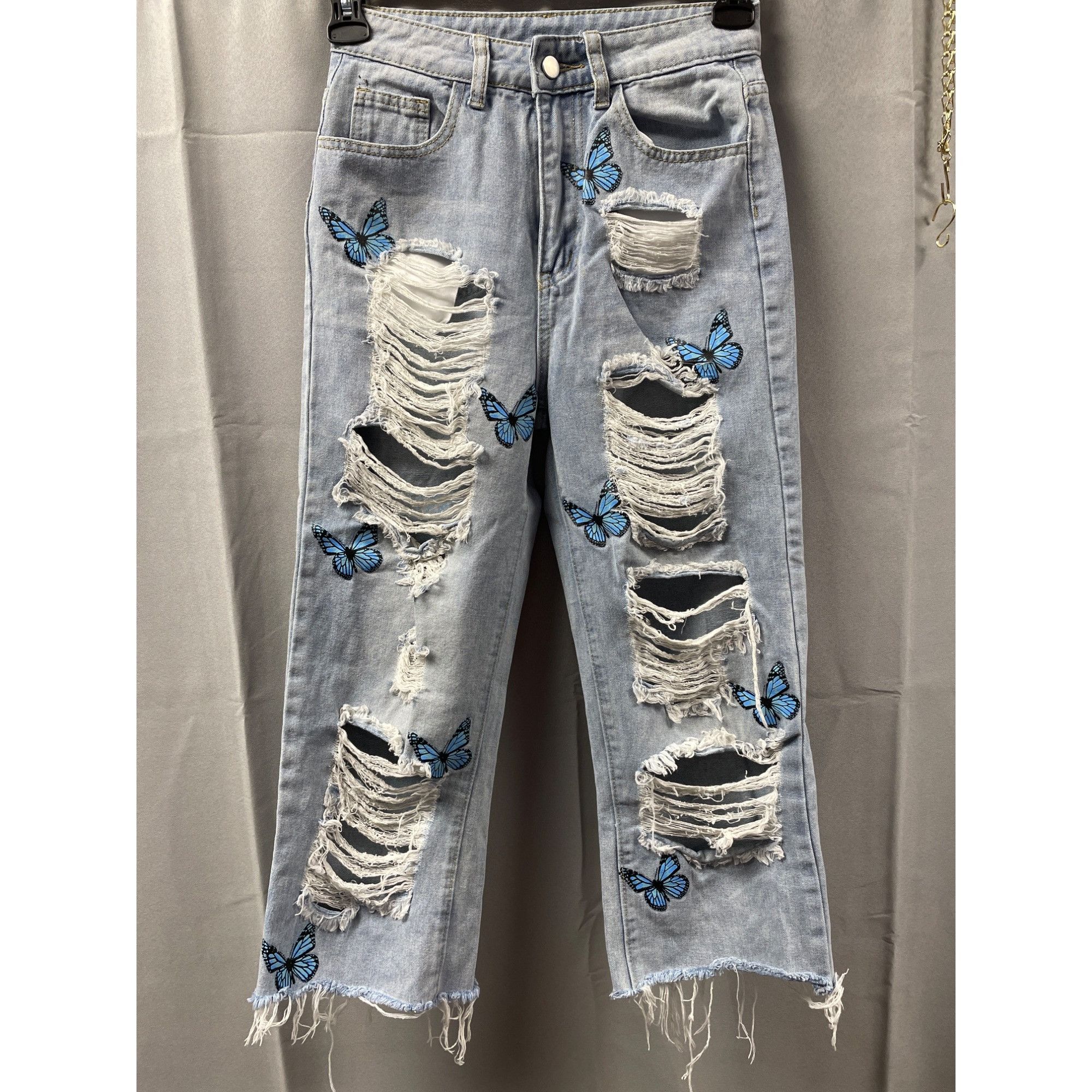 Shein Shein Women's Blue Ripped Butterflies Cropped Jeans Size XS Size 26" / US 2 / IT 38 - 1 Thumbnail