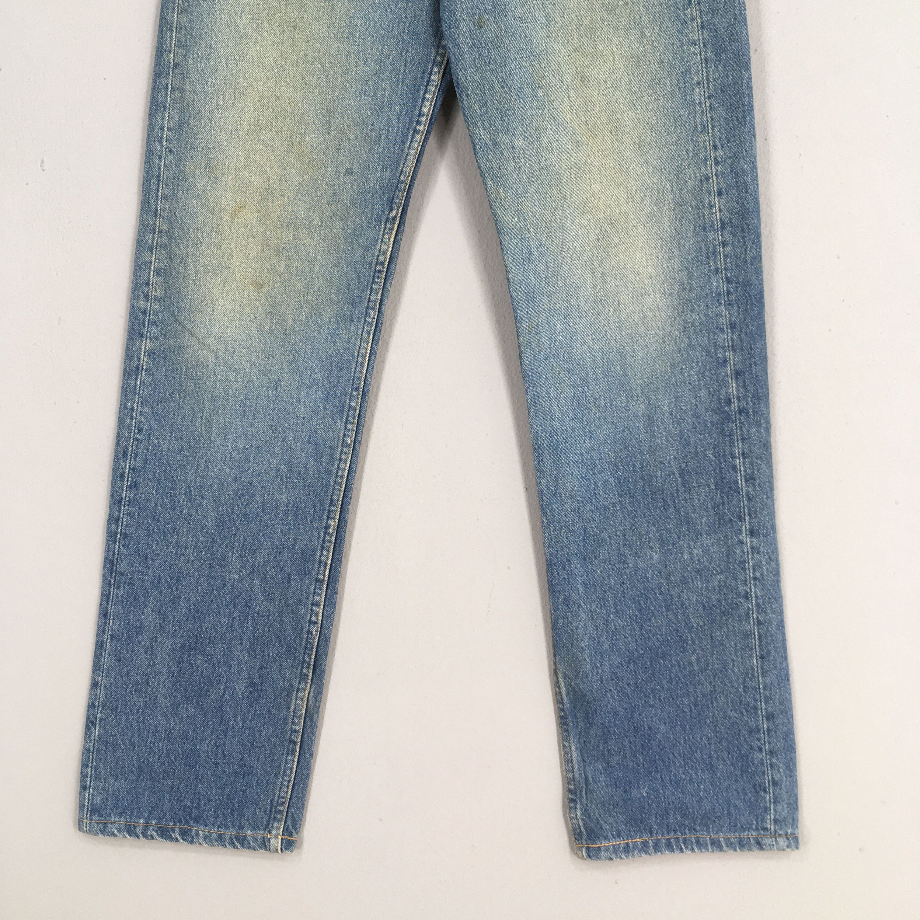 Levi's Size 28x30 Vintage 90s Levi's 501 Straight Leg Jeans S502 Size US 28 / EU 44 - 3 Thumbnail