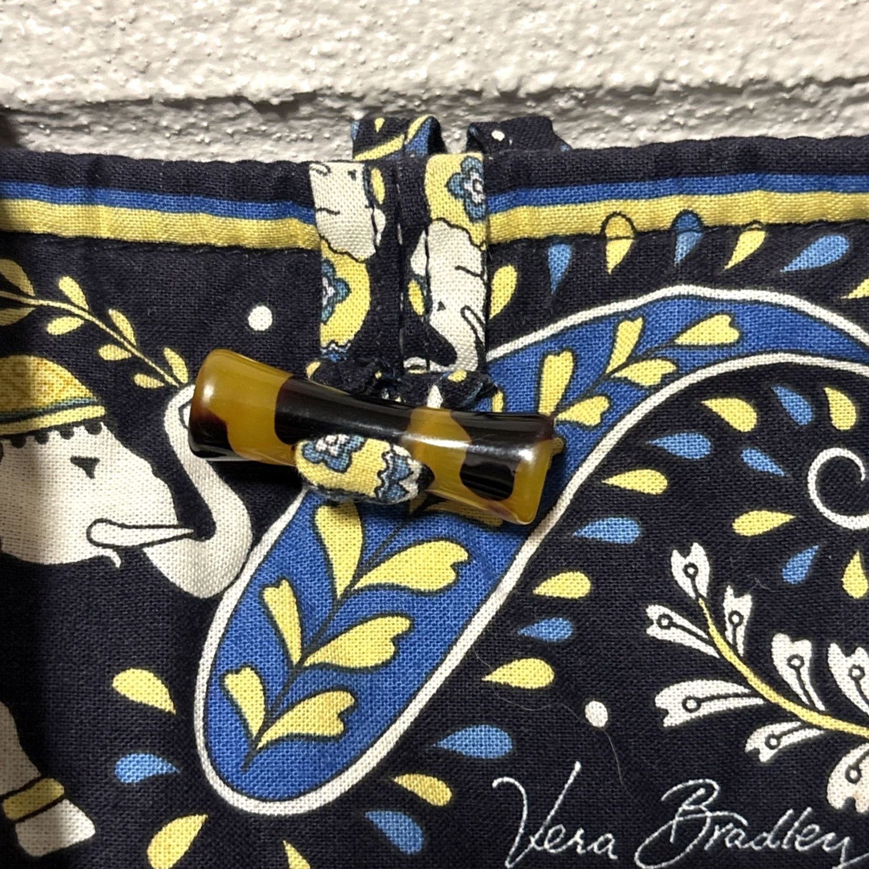 Vera Bradley VERA BRADLEY Ellie BLUE PRINT QUILTED HANDBAG TOGGLE TOP TOTE PURSE 3 Pocket Tote Womens Large Multicolor Size L / US 10 / IT 46 - 2 Thumbnail