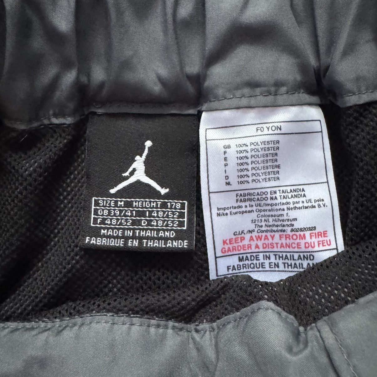 Nike Vintage nike track pants y2k gorpcore sweatpants parachute Size US 32 / EU 48 - 4 Thumbnail