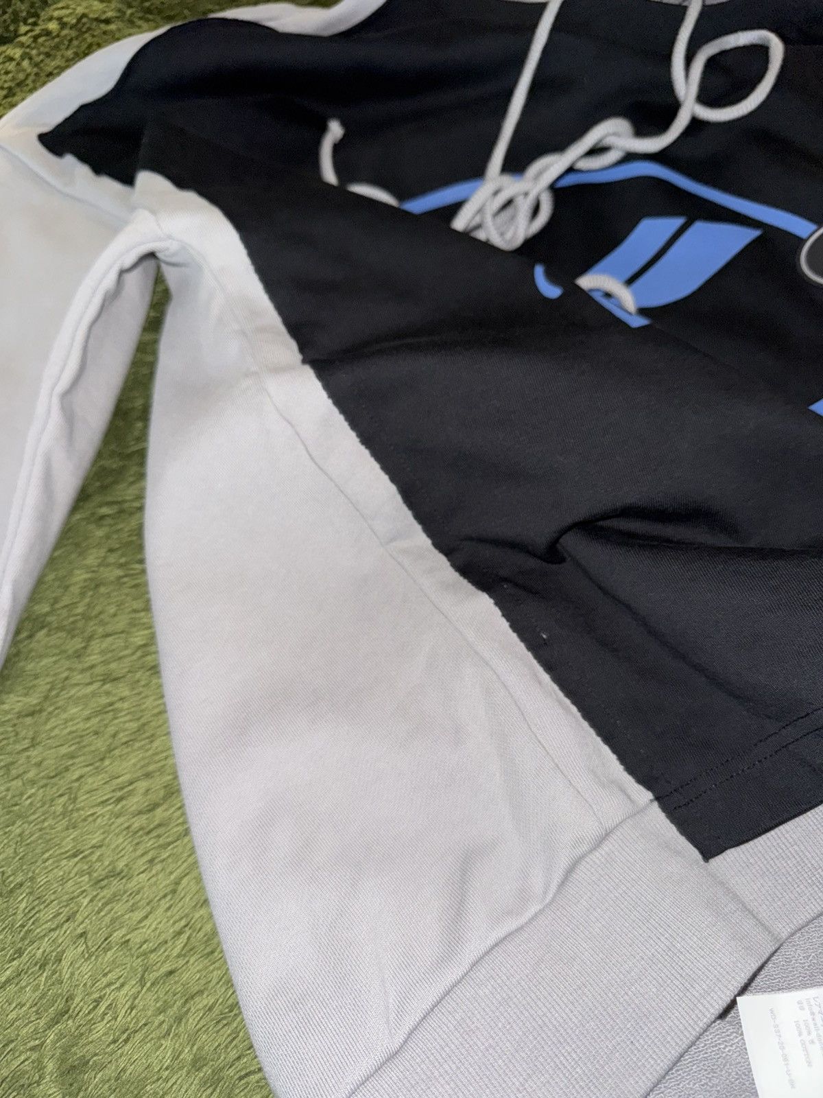 WE11DONE [XS] We11done Oversized Overlay Panel Logo Hoodie Size US XS / EU 42 / 0 - 8 Thumbnail