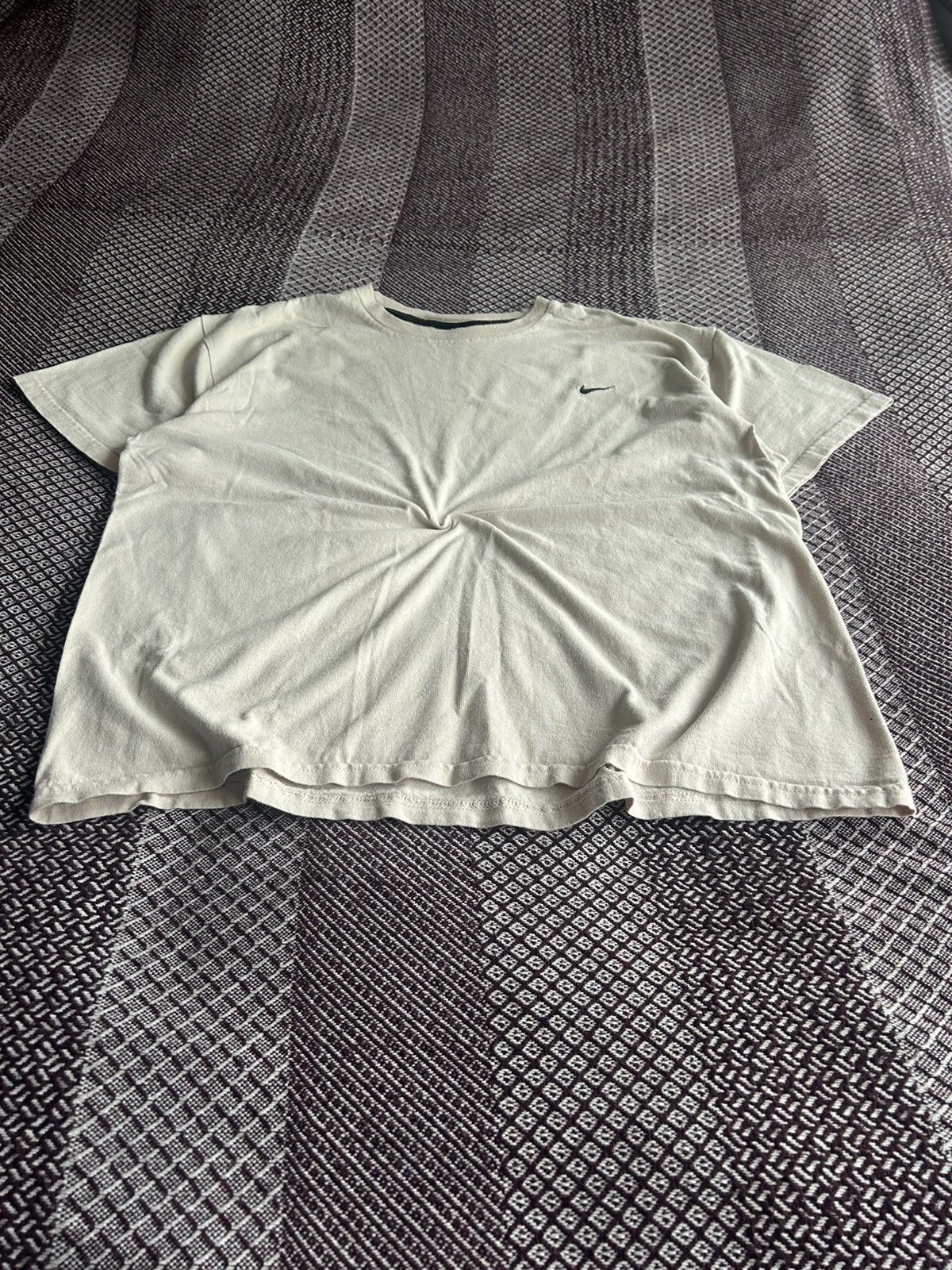 Nike Vintage Nike 90s Boxy Fit T-Shirt Beige Streetwear Style L Size US L / EU 52-54 / 3 - 3 Thumbnail