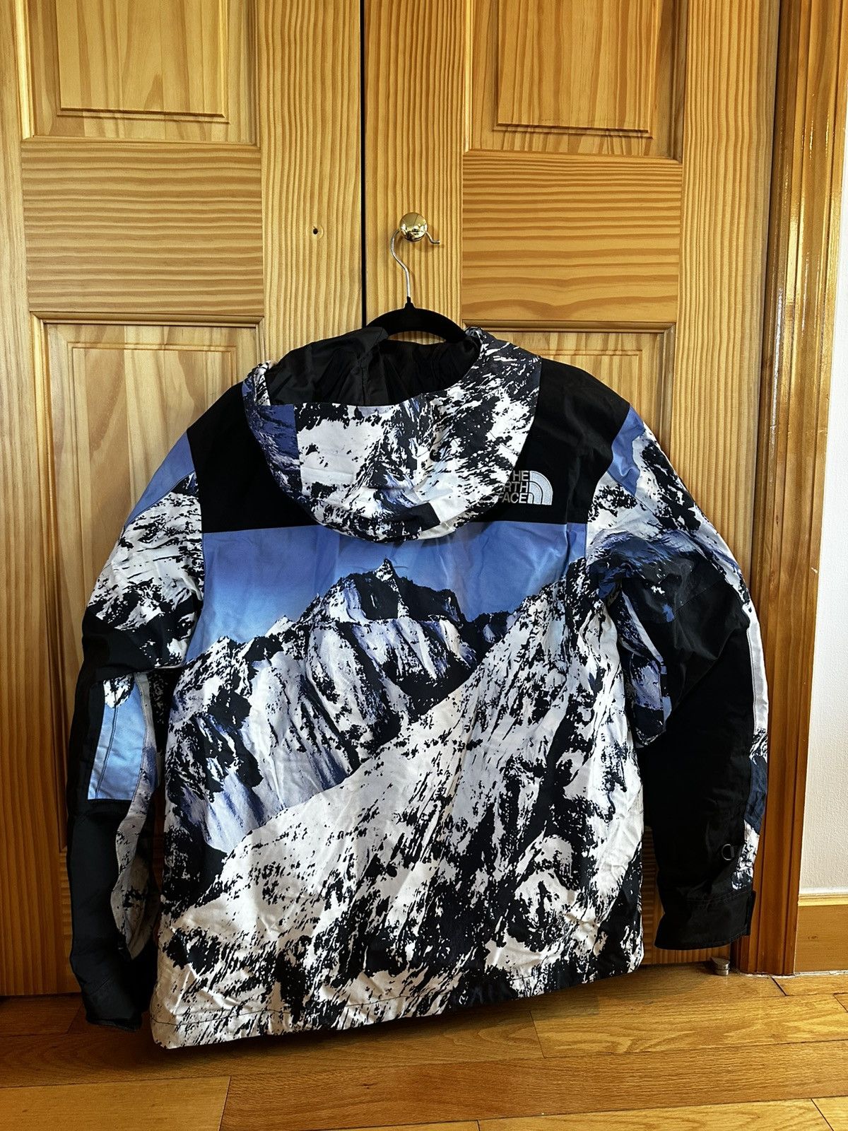 Supreme × The North Face Supreme The North Face Mountain Parka FW17 Size US M / EU 48-50 / 2 - 3 Thumbnail