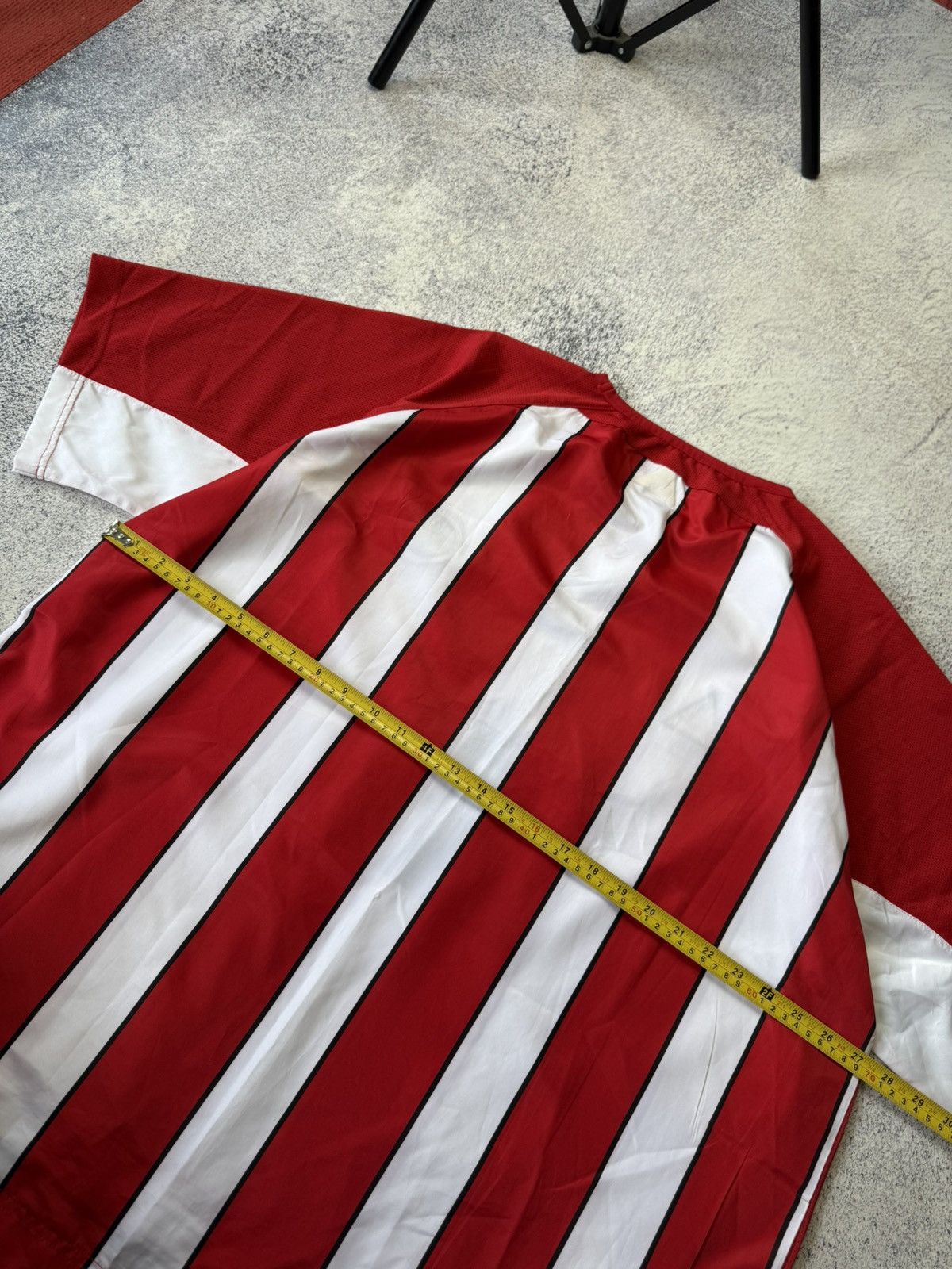 Vintage Vintage Sheffield United Retro Home Football Shirt 2004/05 Size US XL / EU 56 / 4 - 24 Thumbnail