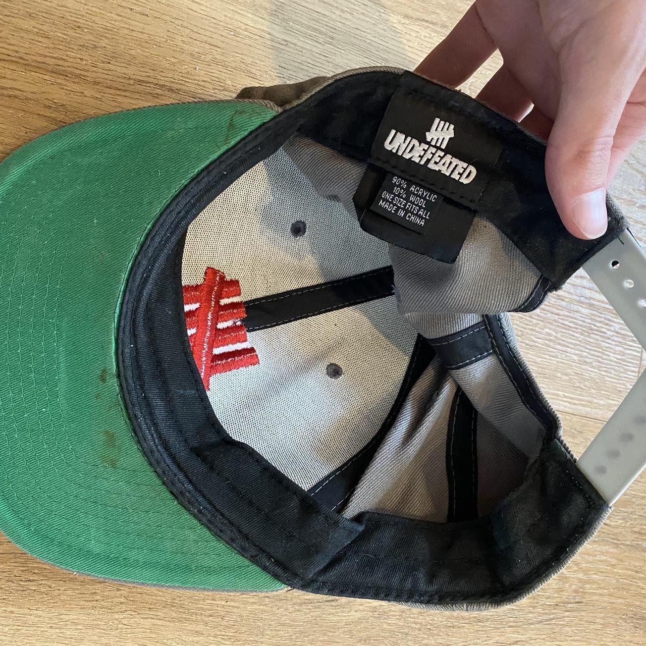 Undefeated Undefeated Green Grey Cap Vintage y2k 2000s 90s Size ONE SIZE - 3 Thumbnail