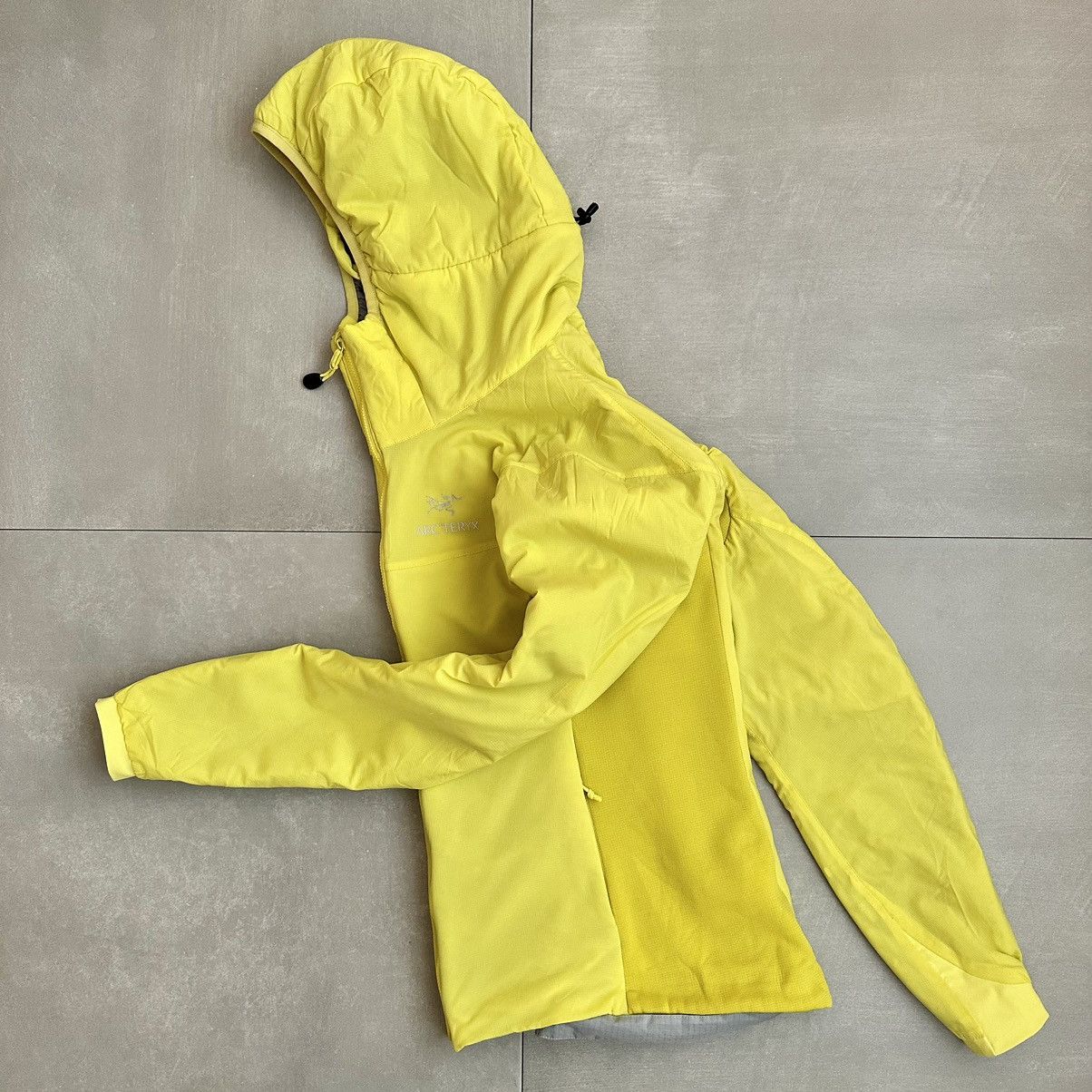 image of Arcteryx Atom Hoody Lightweight Women’S Puffer Jacket in Yellow, Women's (Size Small)