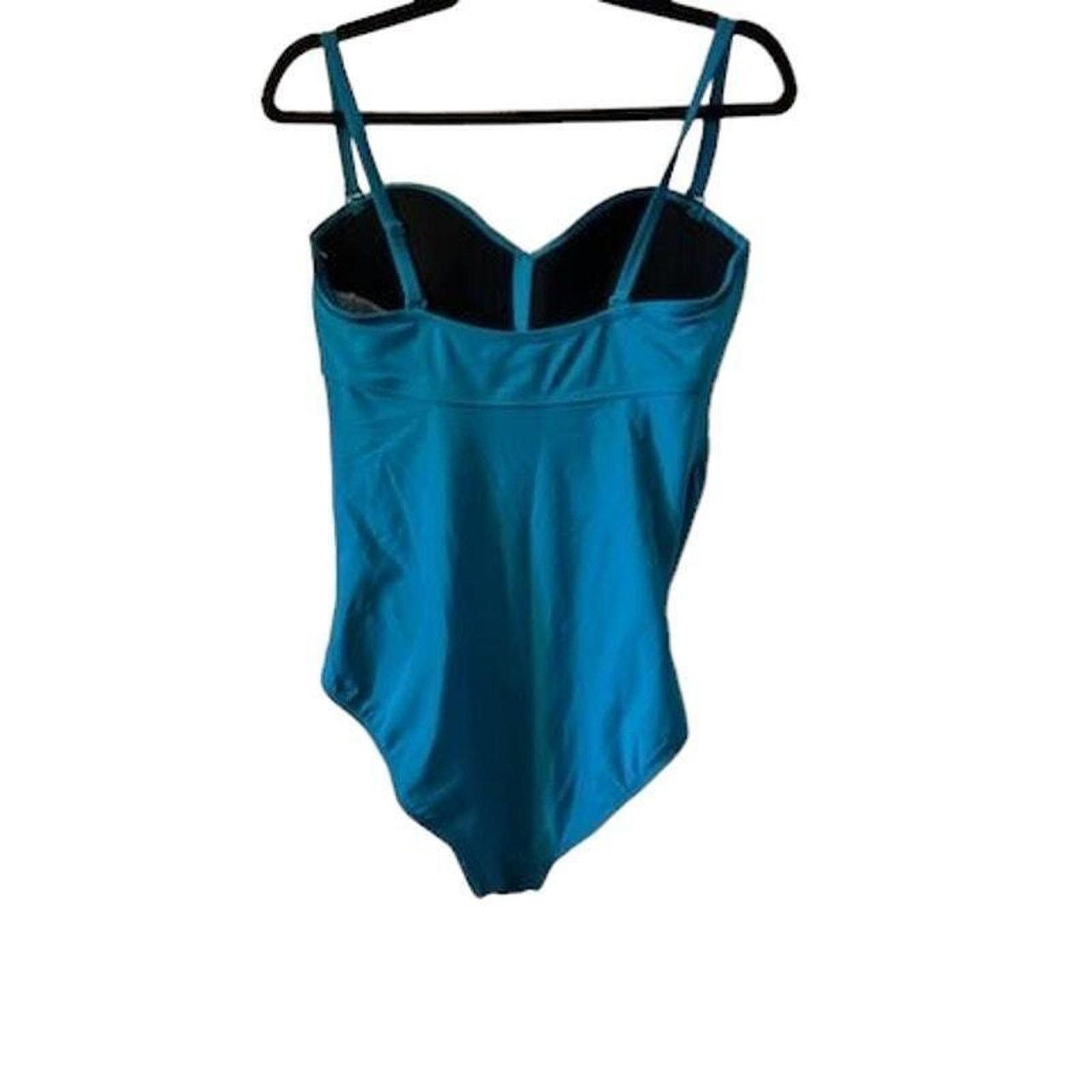 Old Navy Old navy one piece swimsuit Size ONE SIZE - 2 Thumbnail