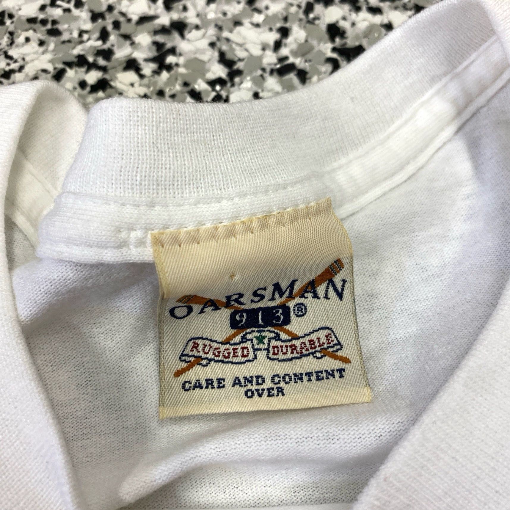 Vintage VINTAGE Oarsman Tshirt White Illinois Short Sleeve T-Shirt Men L 90s College University Shirt Size US L / EU 52-54 / 3 - 2 Thumbnail
