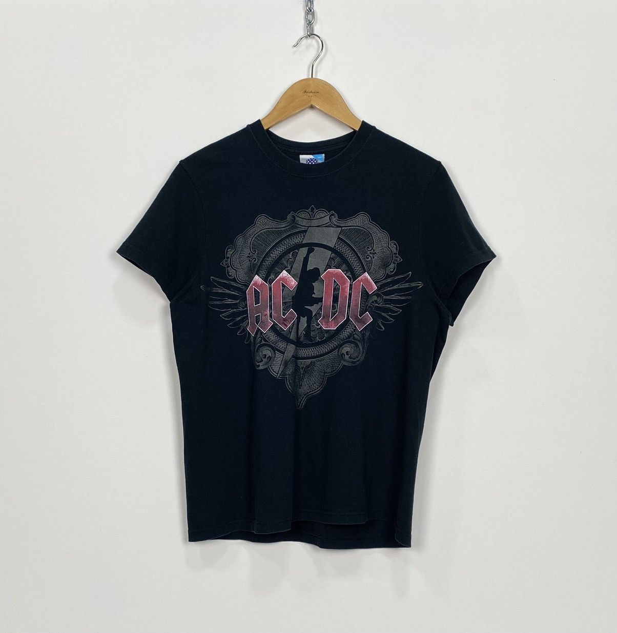 Band Tees AC/DC Black Ice 08/09 Concert Tour Hard T-shirt Men’s Size M Size US M / EU 48-50 / 2 - 1 Thumbnail
