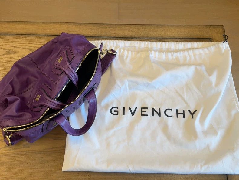 Givenchy Givenchy All-leather purple women's bag, 9.5/10 condition, Size ONE SIZE - 8 Thumbnail