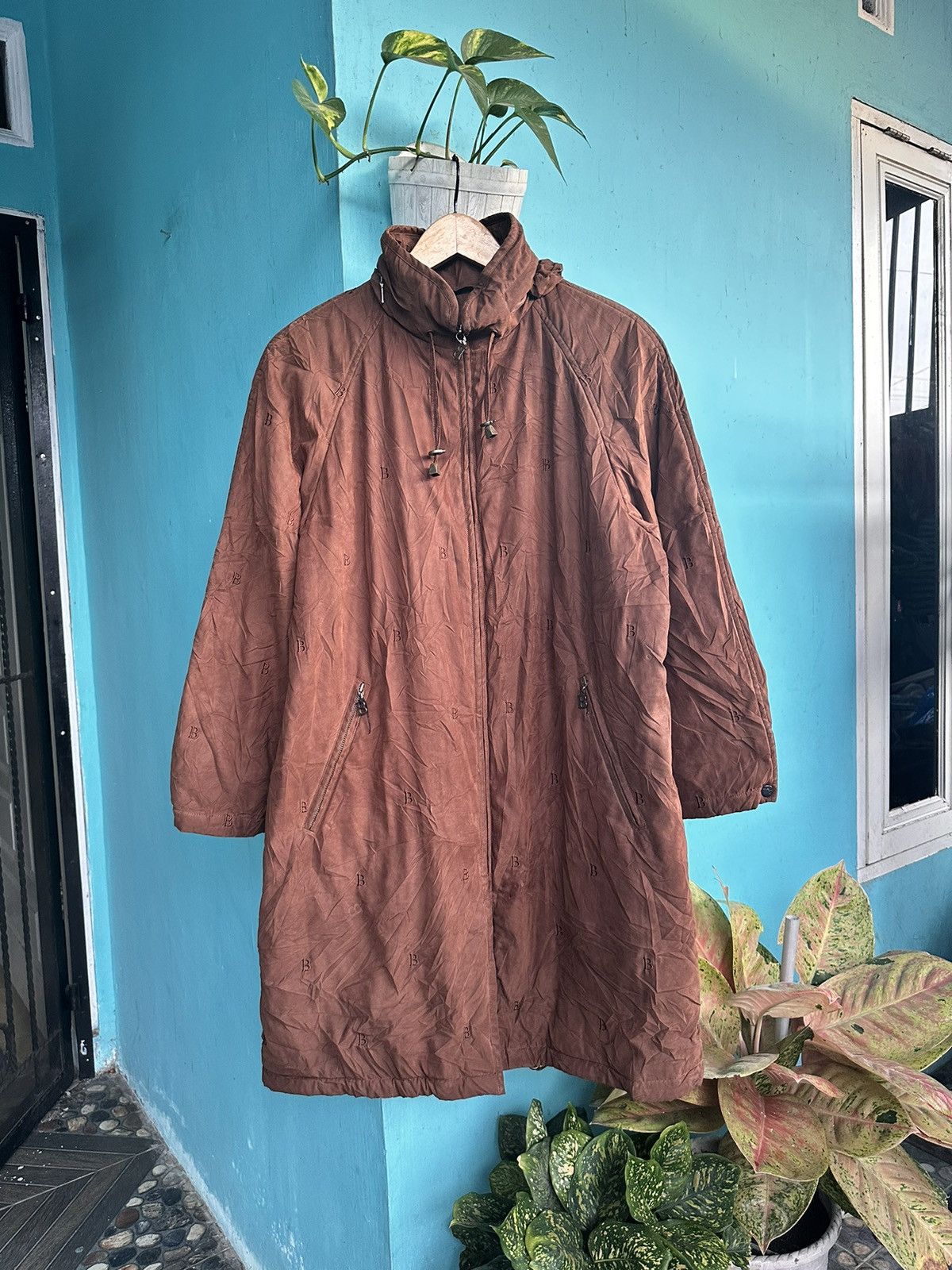 Burberry Burberry B Embroidery Jacket Size L / US 10 / IT 46 - 1 Thumbnail
