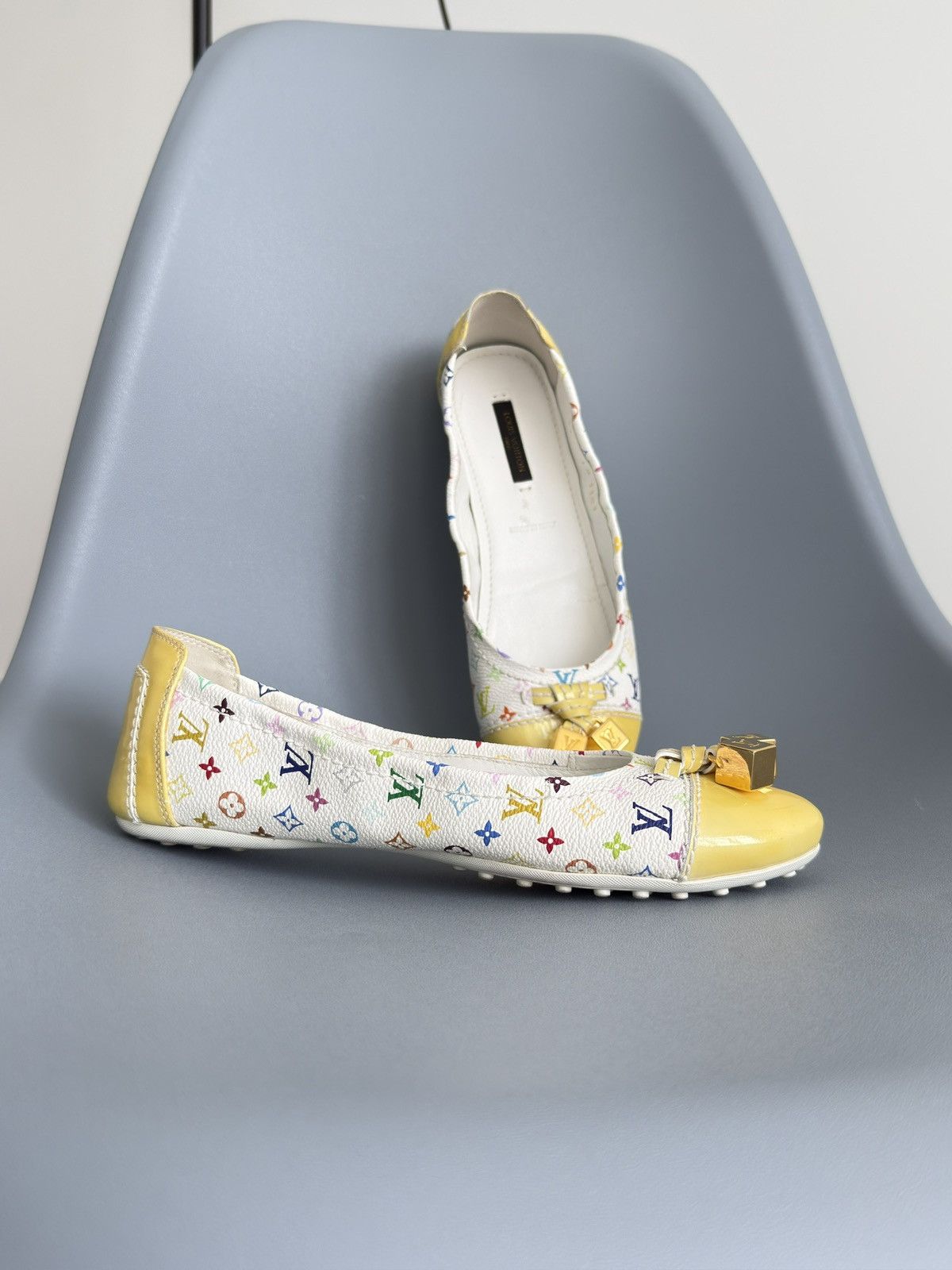 Louis Vuitton × Takashi Murakami LOUIS VUITTON White Monogram Multicolor Ballet Flats Ledies Size US 7 / IT 37 - 3 Thumbnail